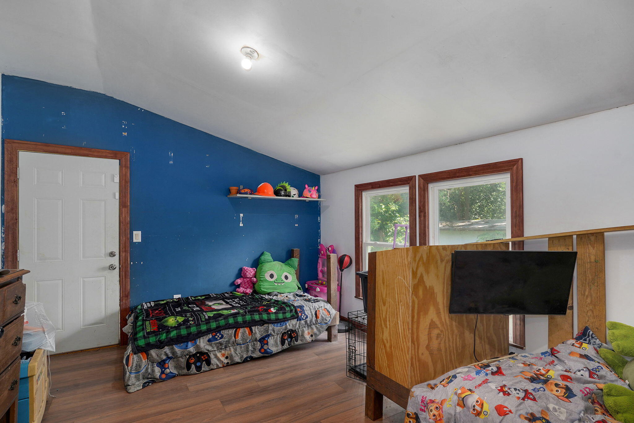 828 South Glenn Avenue Property Photo 14