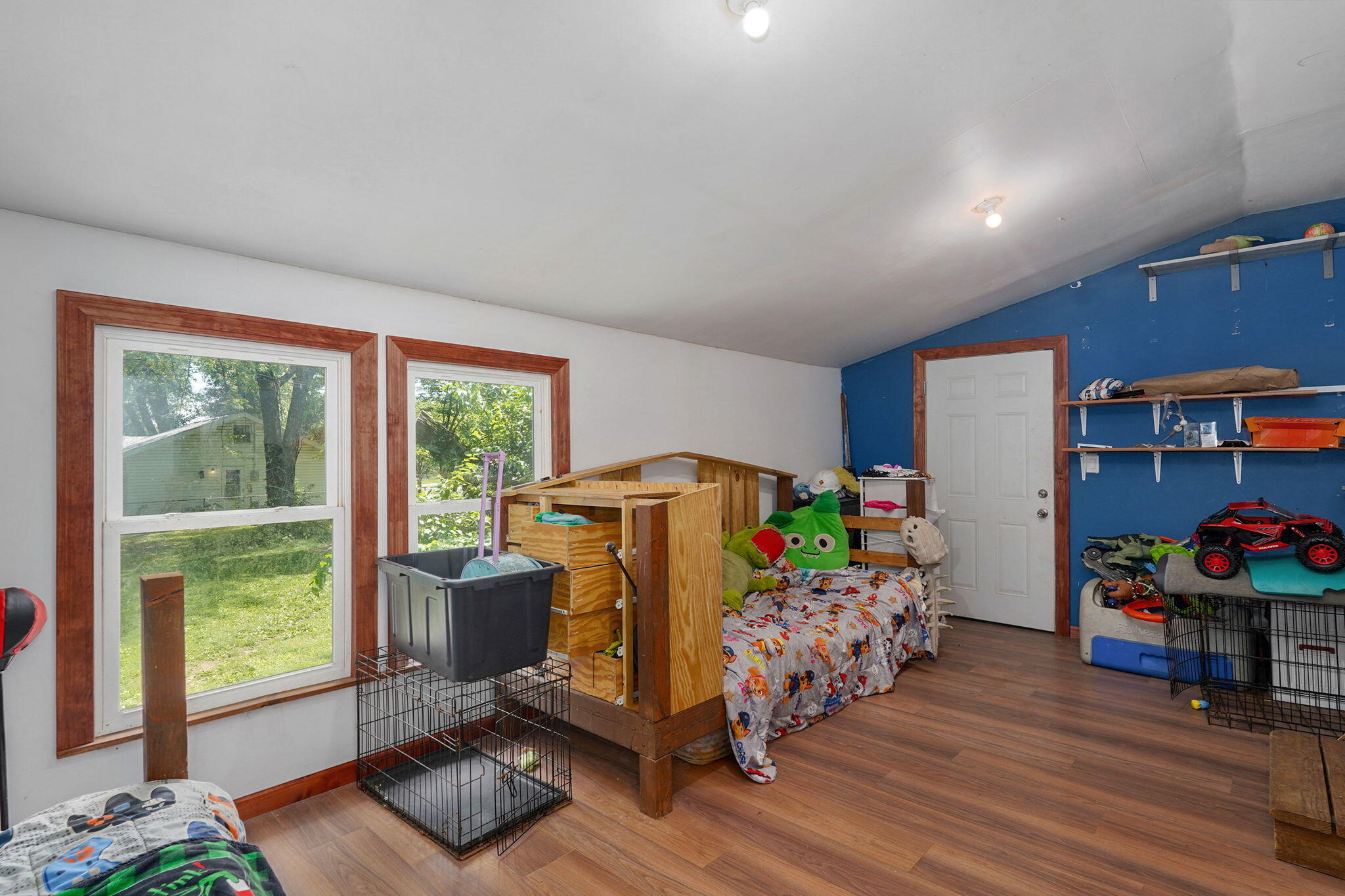 828 South Glenn Avenue Property Photo 15