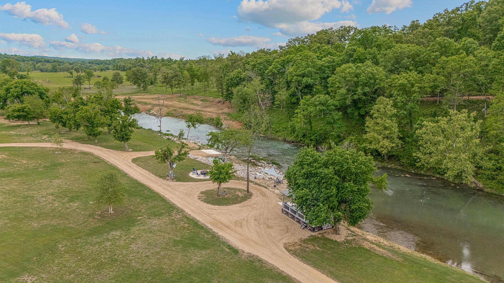 143 Supermoon Lane Property Photo 64