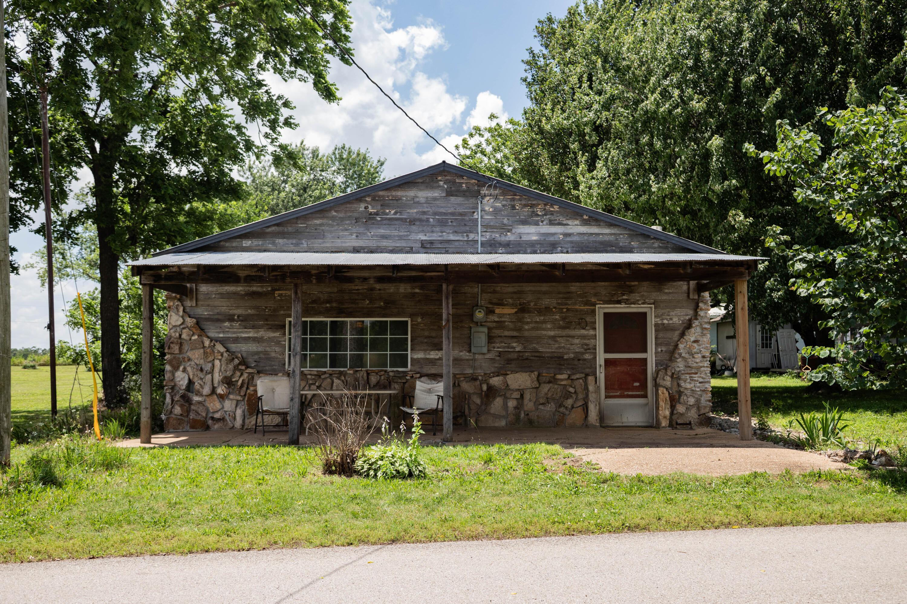 101 Luyster Street Property Photo 1