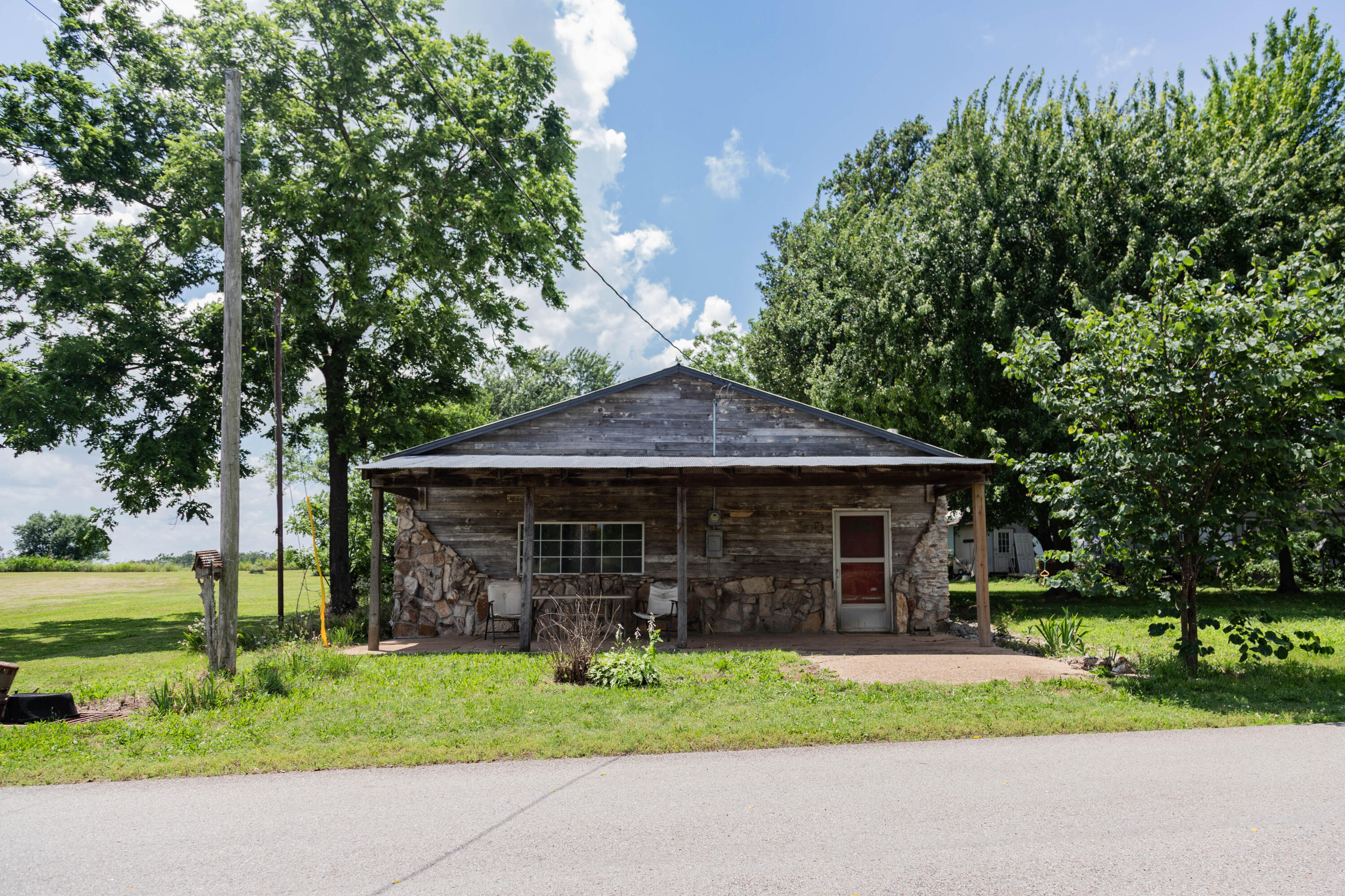 101 Luyster Street Property Photo 12