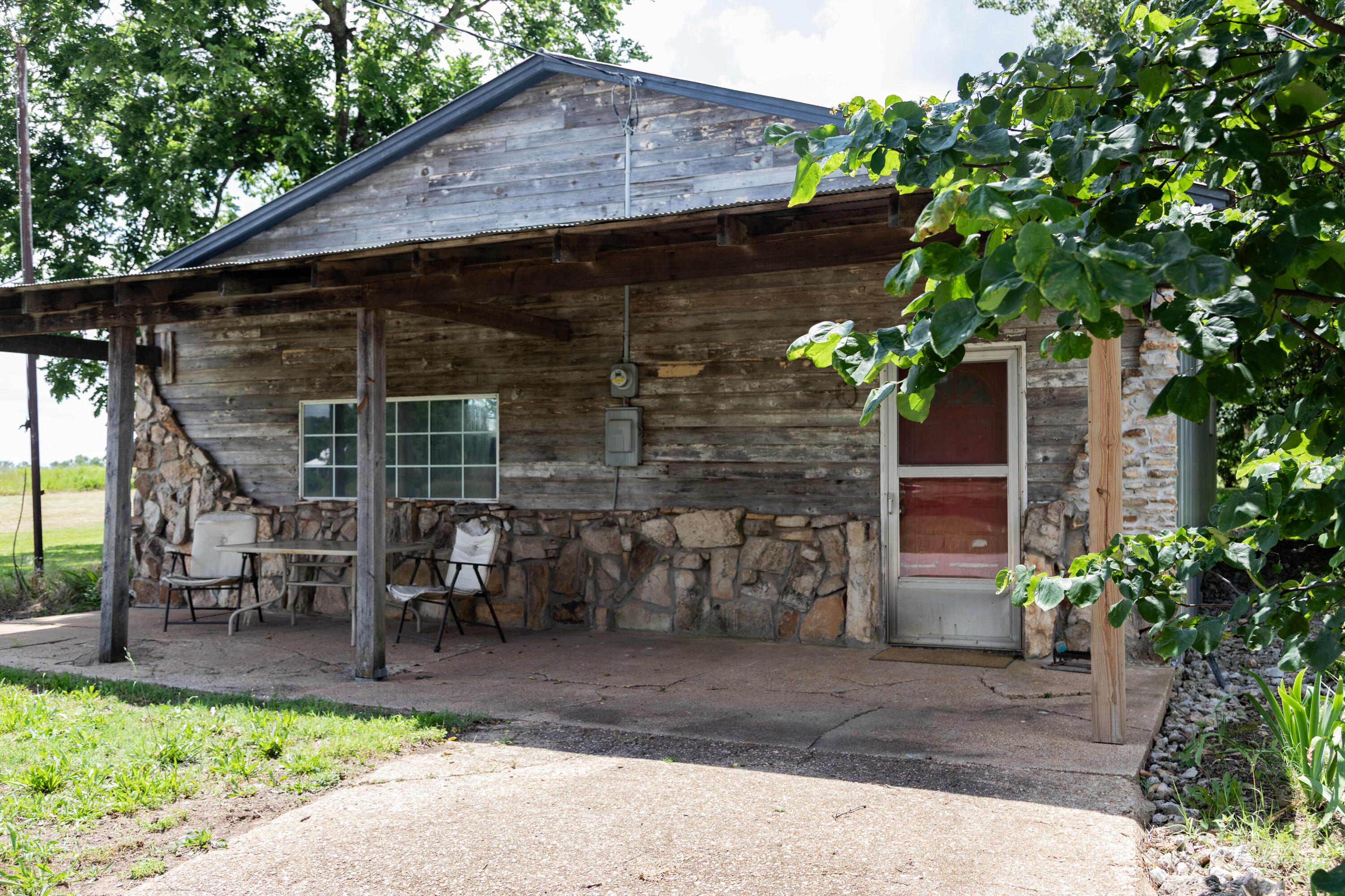 101 Luyster Street Property Photo 16
