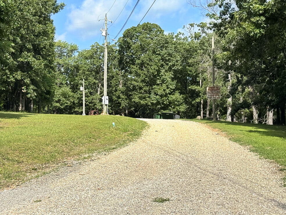 21707 Old Balltown Avenue Property Photo 7