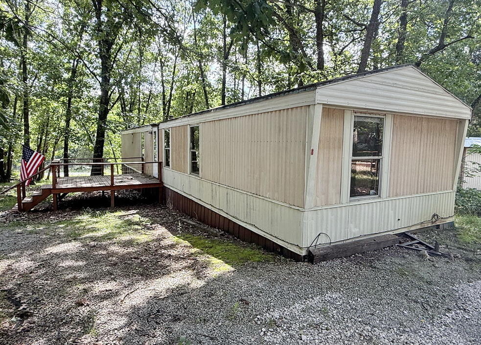 21707 Old Balltown Avenue Property Photo 13