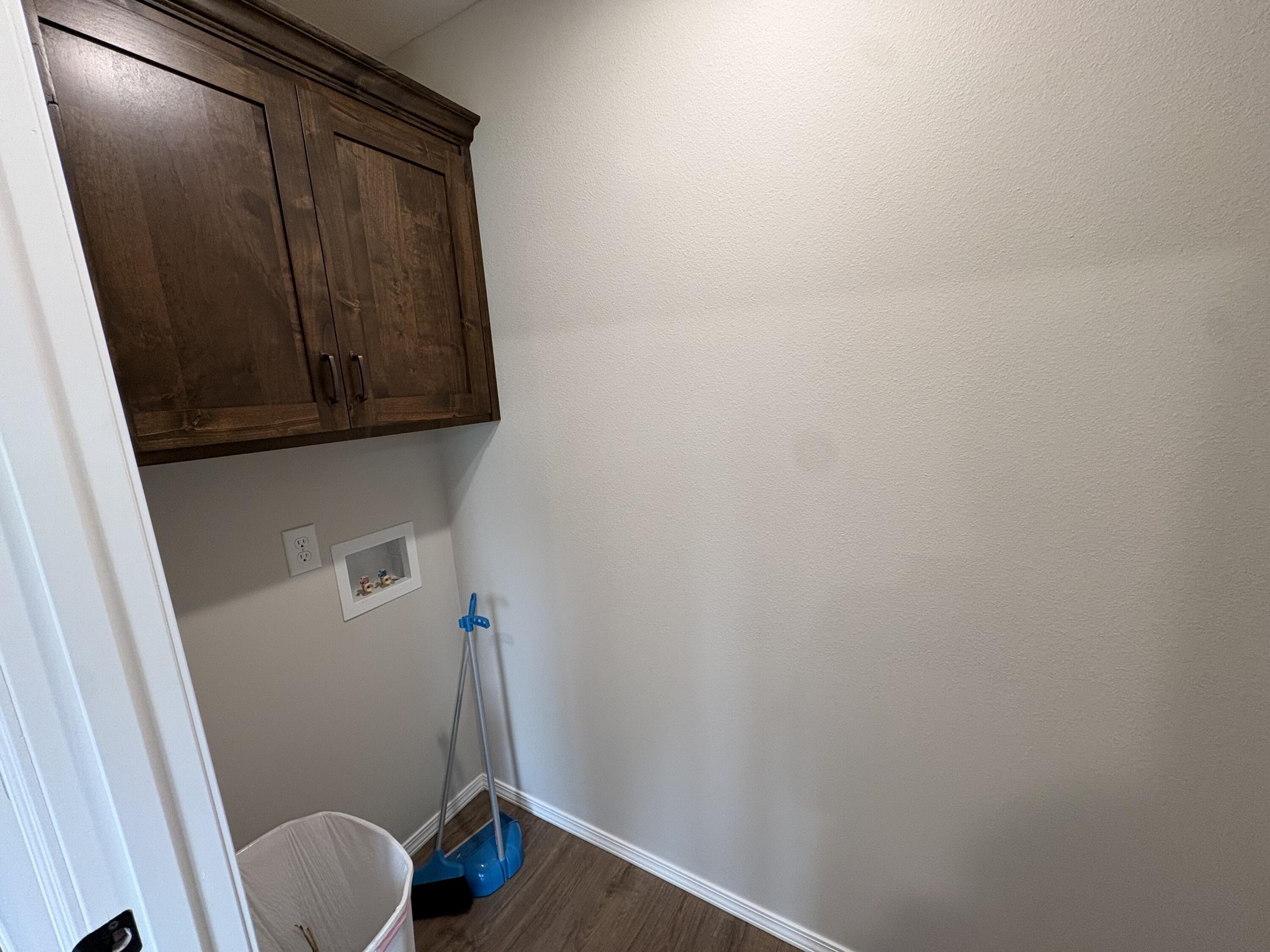 414 North Cherokee Trail Property Photo 10