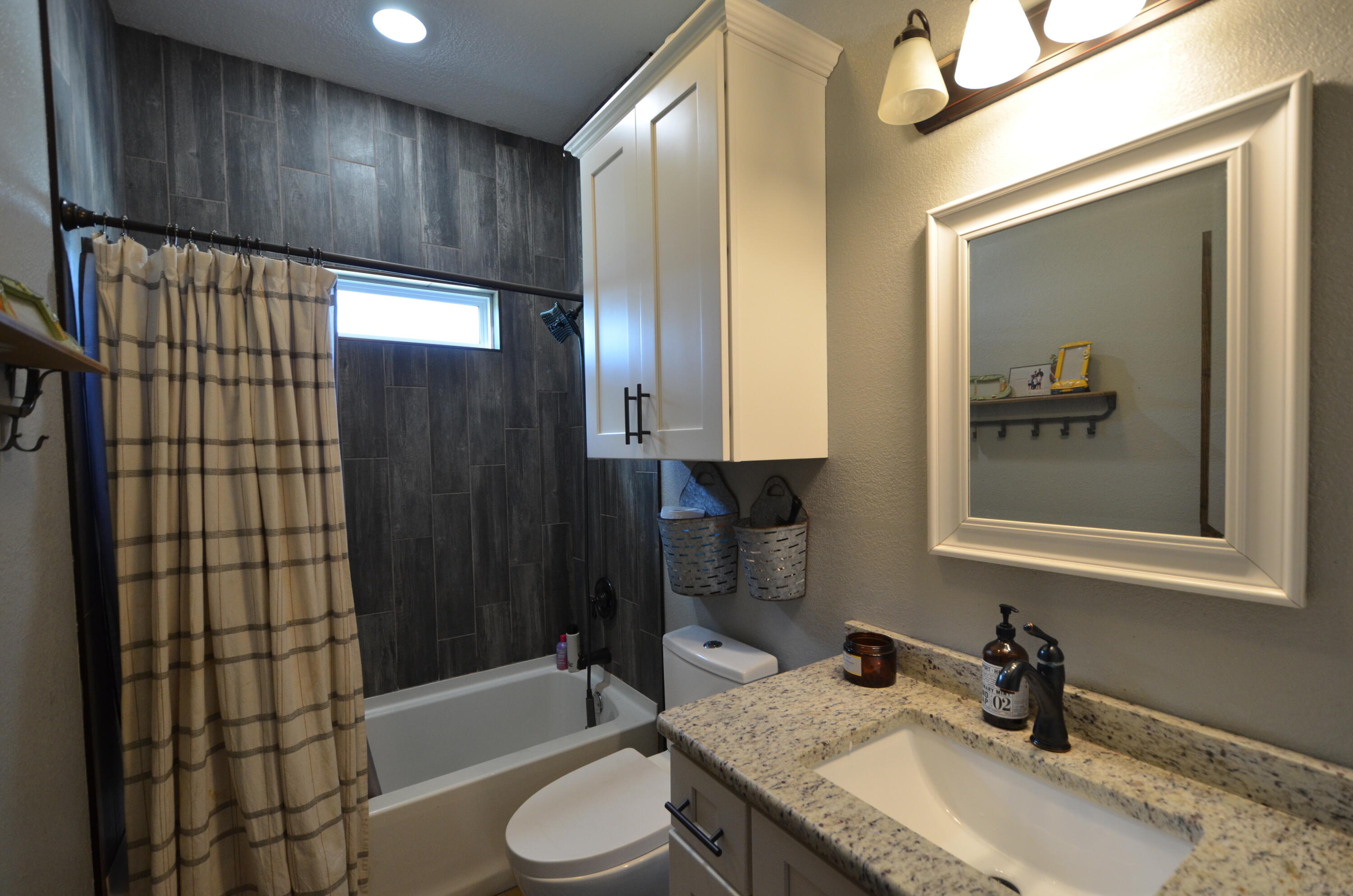 8073 Jasmine Drive Property Photo 7