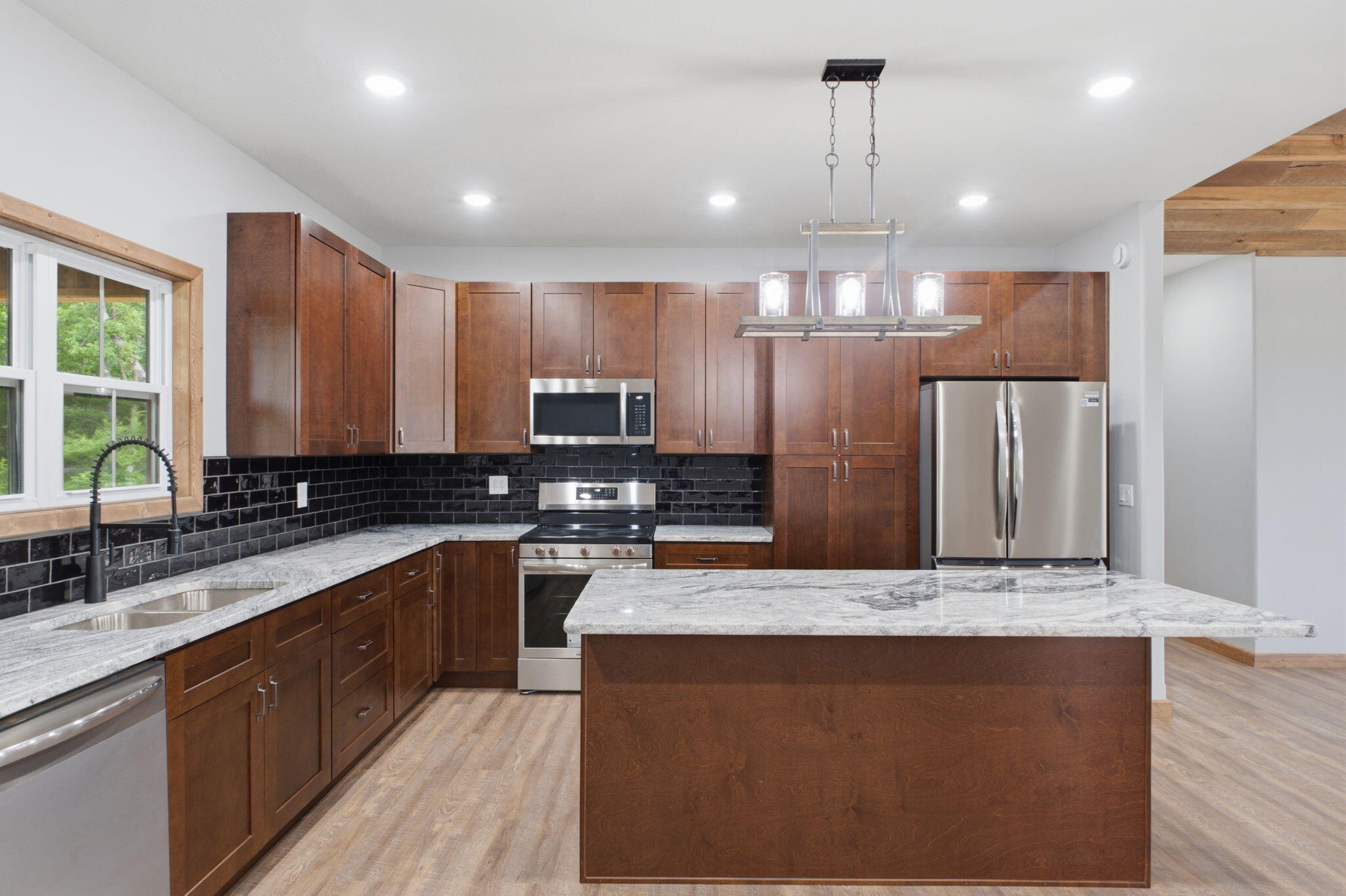 140 Boroughs Street Property Photo 8