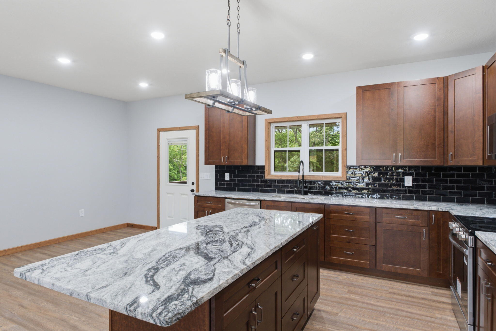 140 Boroughs Street Property Photo 11