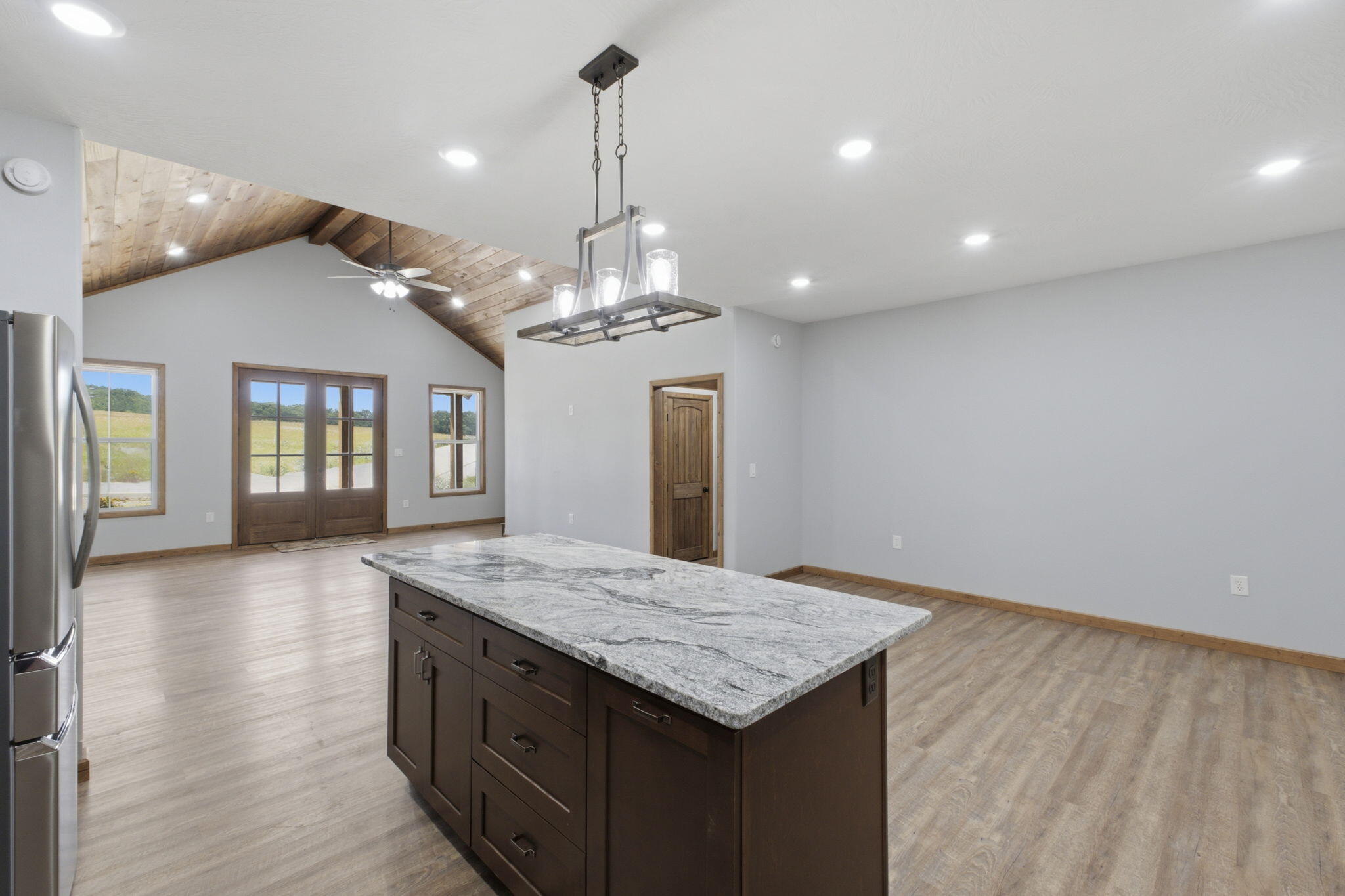140 Boroughs Street Property Photo 12