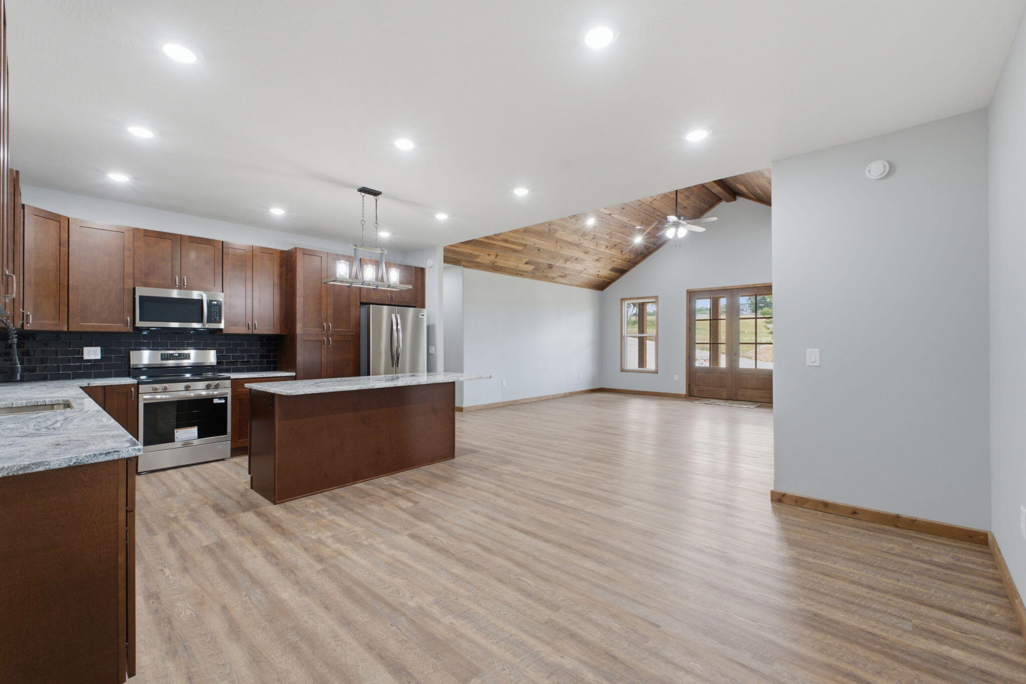 140 Boroughs Street Property Photo 14
