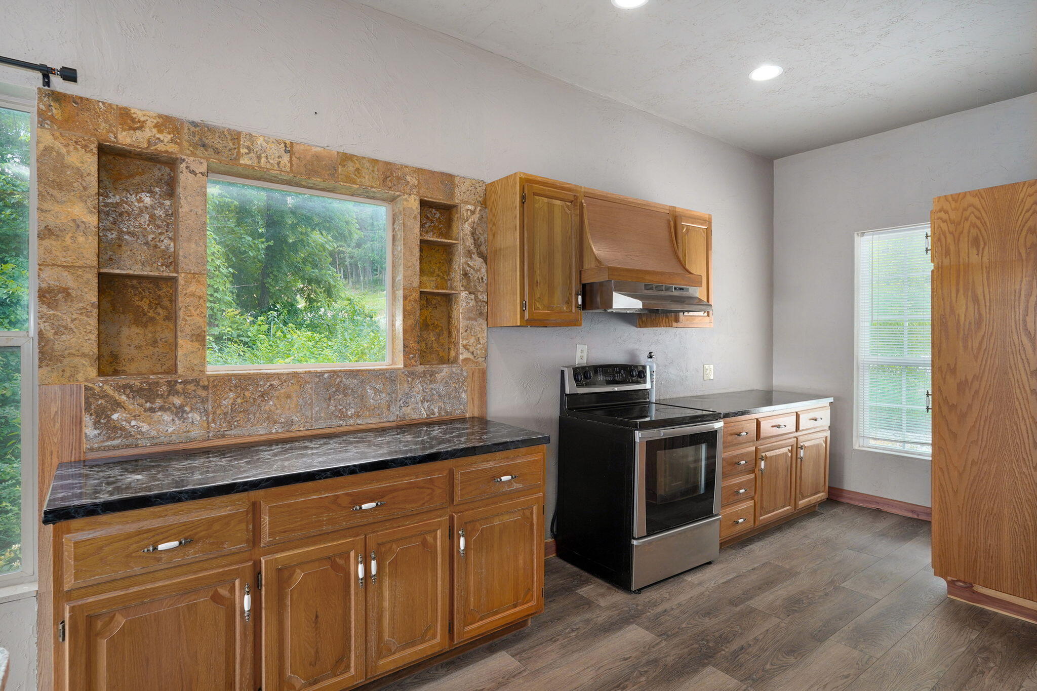 30 Timeline Road Property Photo 5