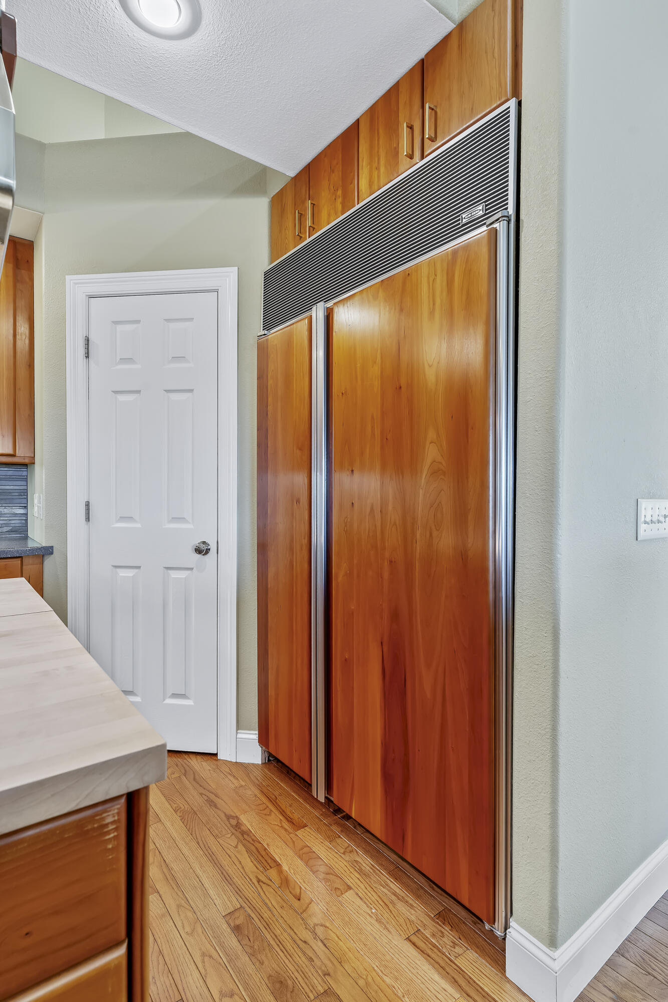 740 Russel Ridge Road Property Photo 15