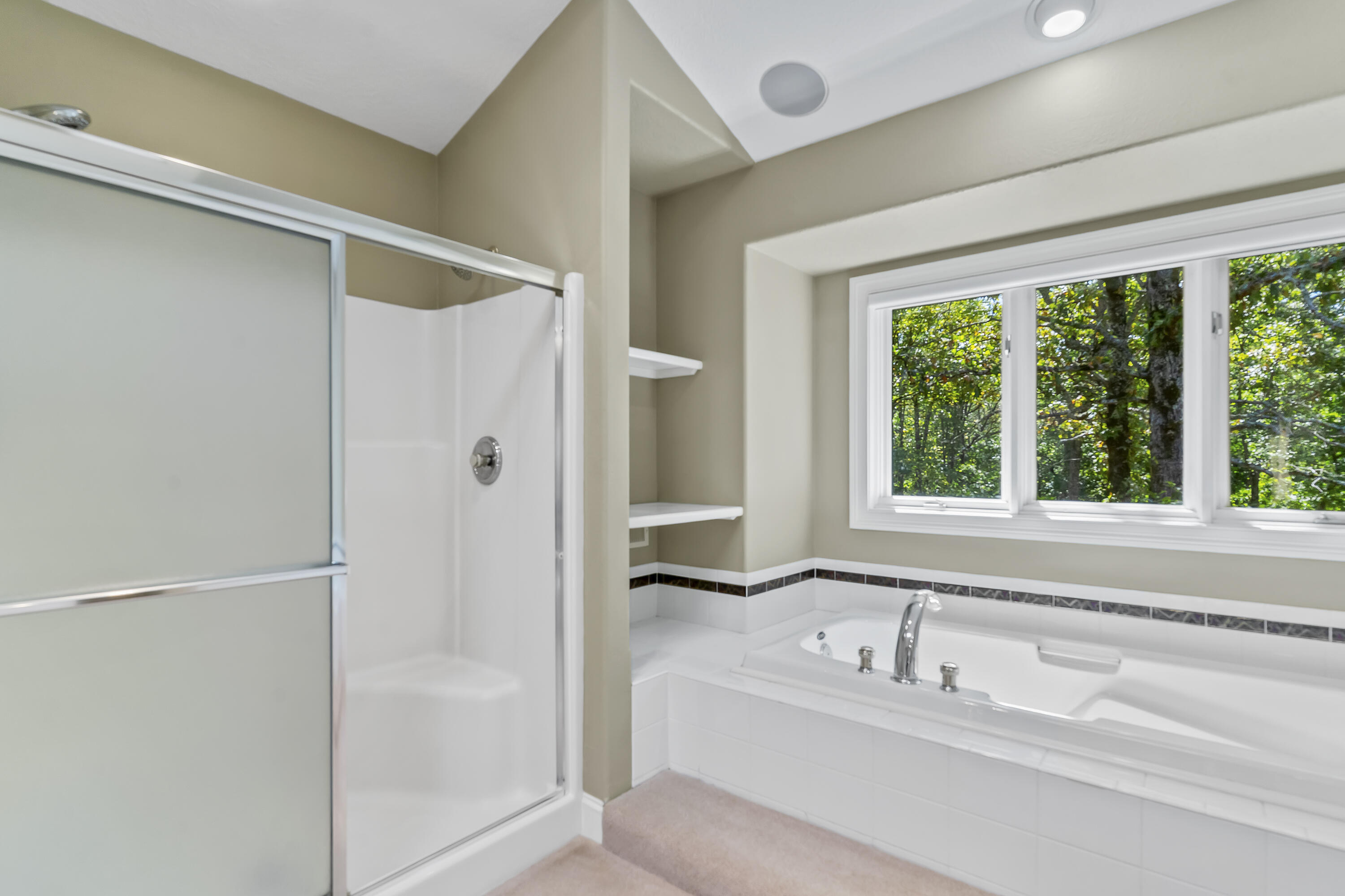 740 Russel Ridge Road Property Photo 35