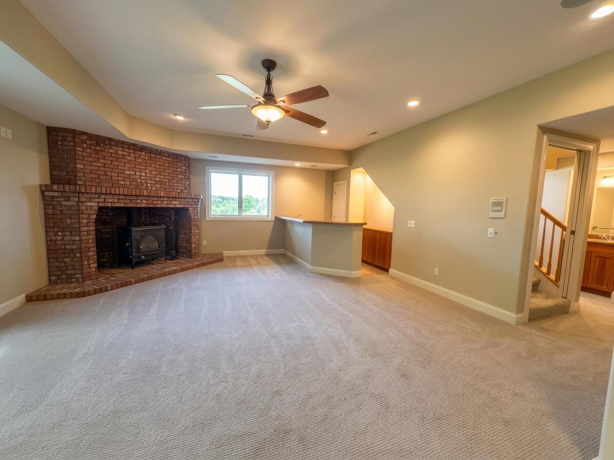 740 Russel Ridge Road Property Photo 45