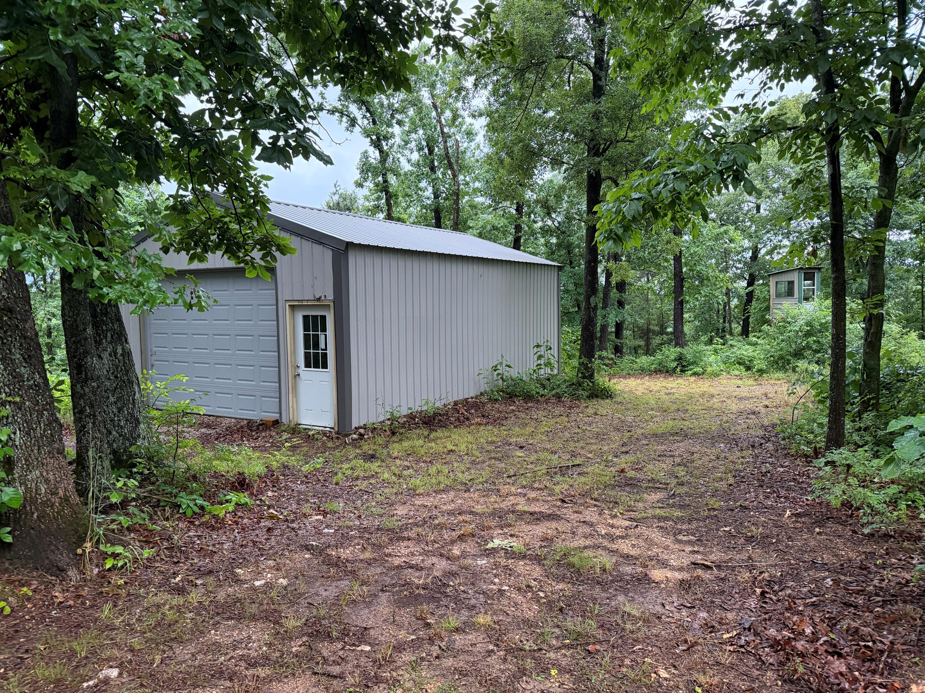 000 Farm Road 1250 Property Photo 13