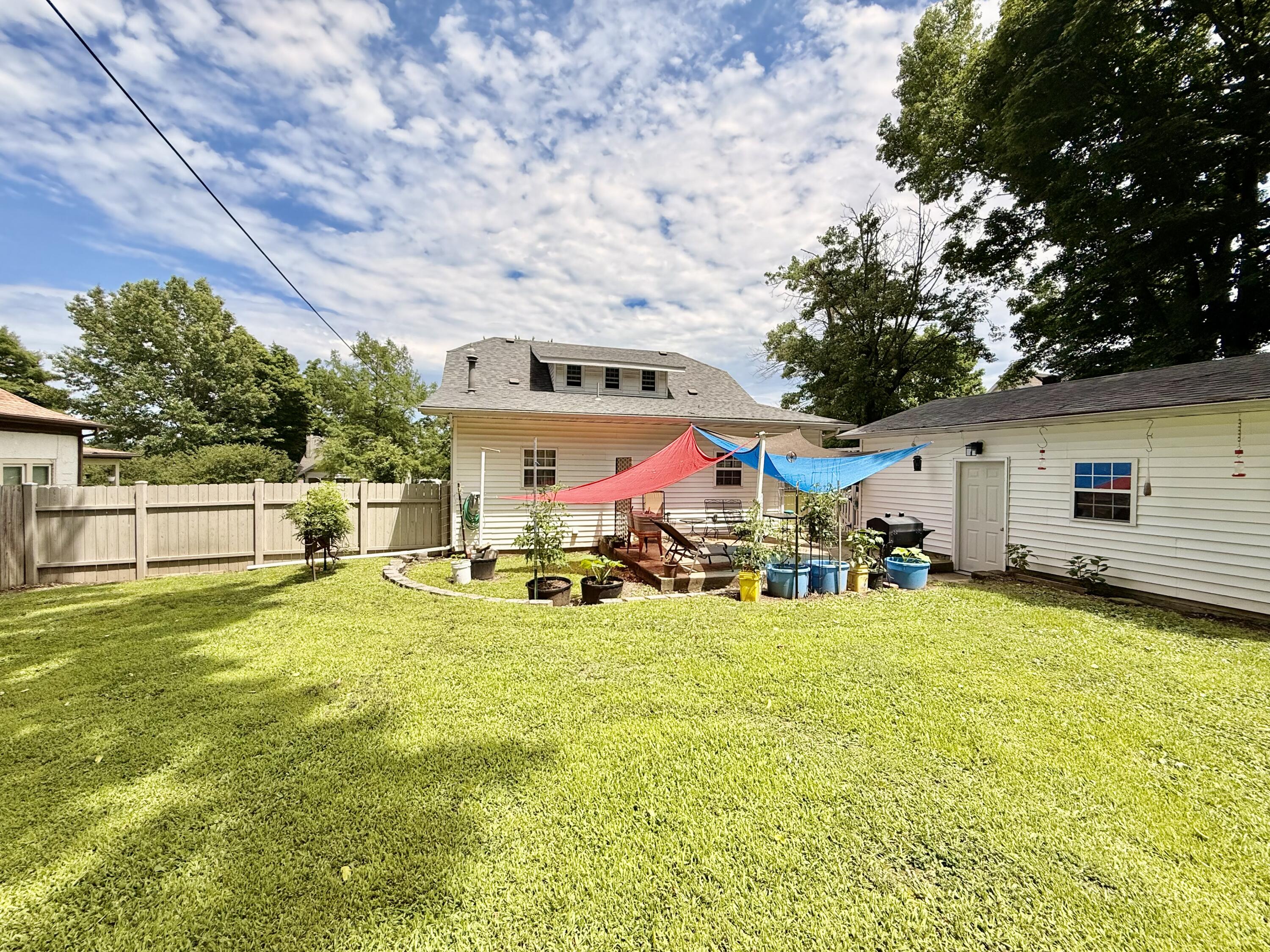 615 North Maple Avenue Property Photo 28