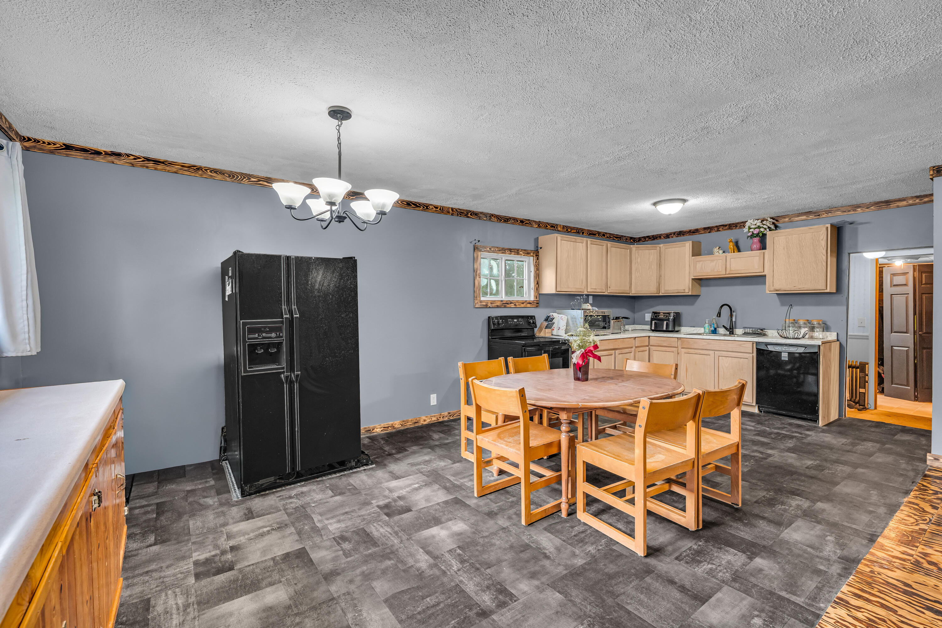946 State Route 14 Property Photo 6