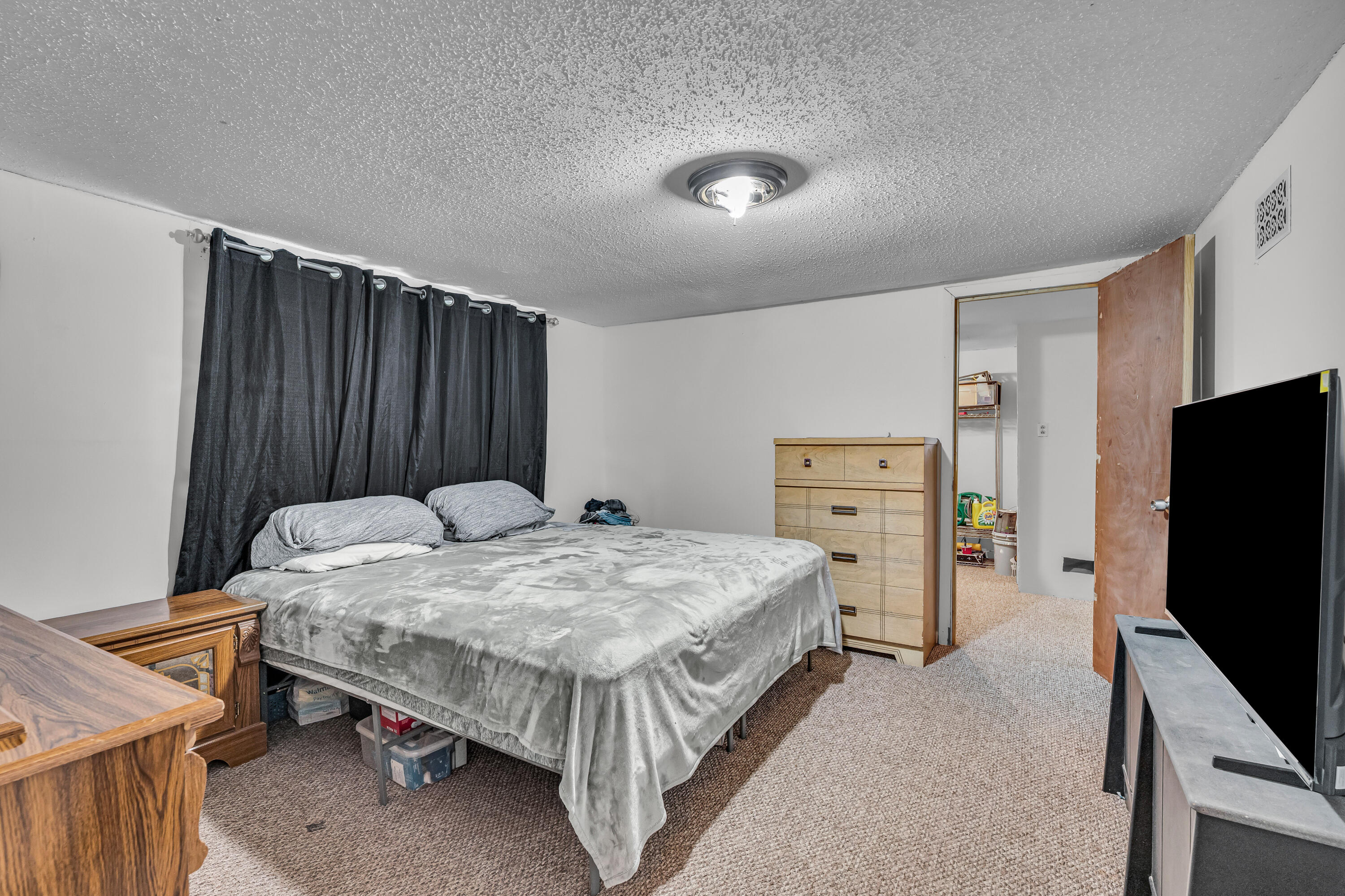 946 State Route 14 Property Photo 11