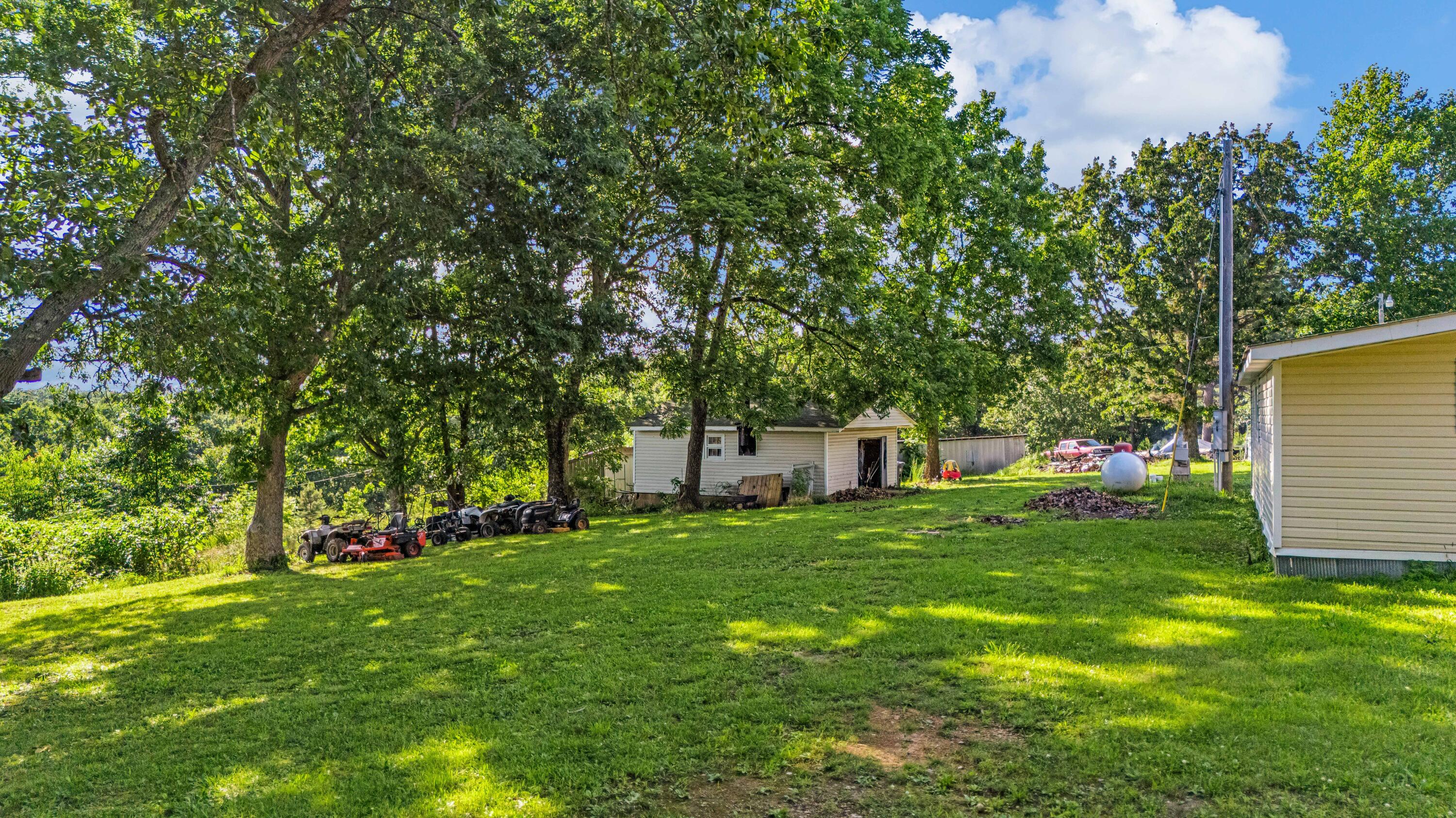 946 State Route 14 Property Photo 29