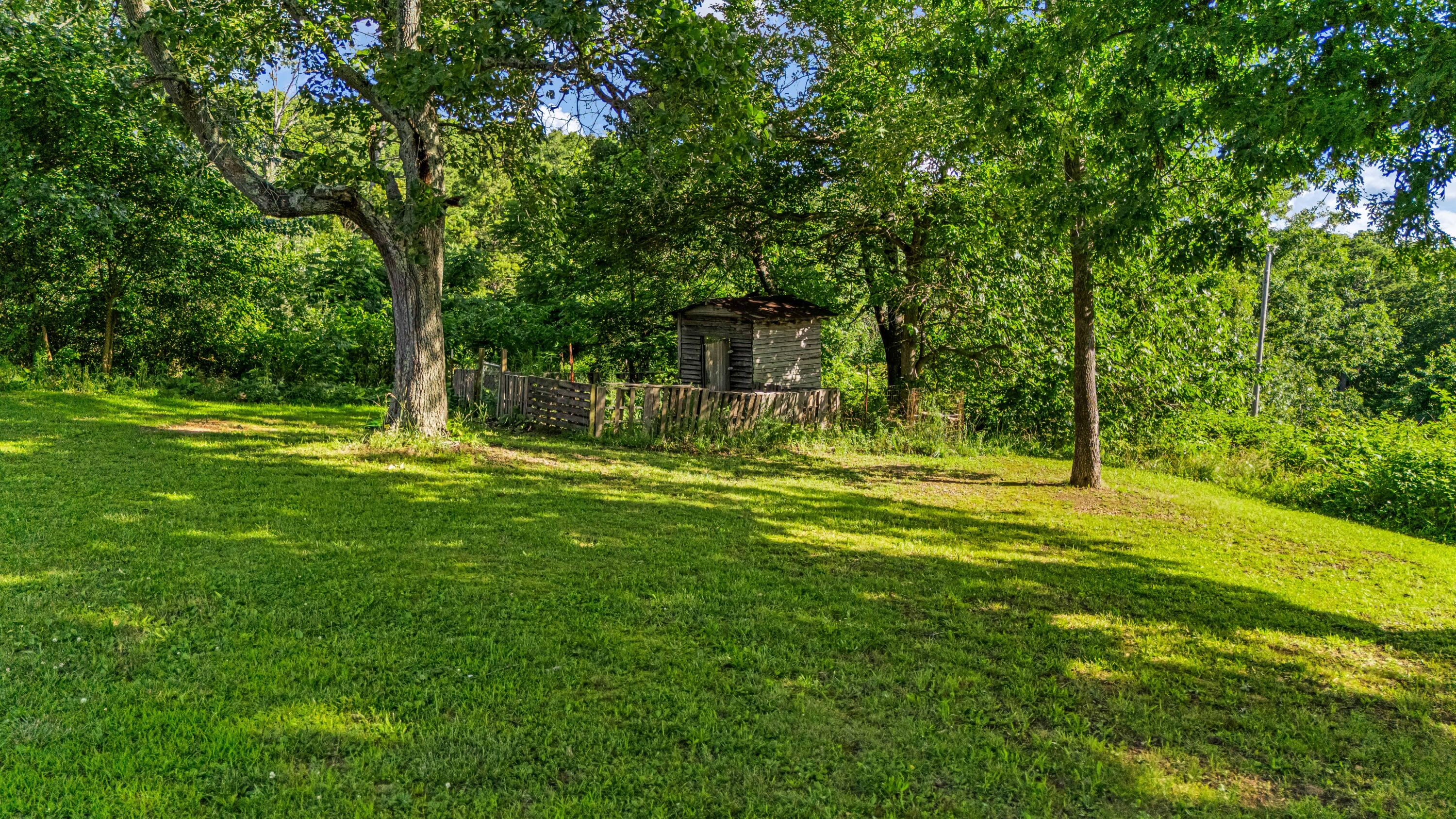 946 State Route 14 Property Photo 36