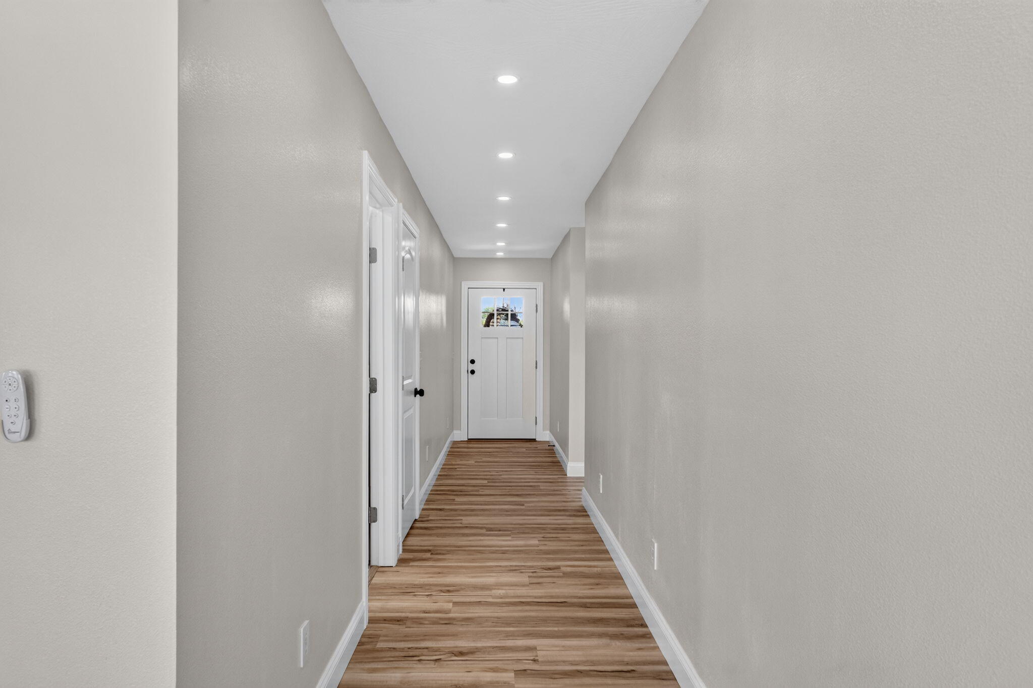 587 South Chicago Avenue Property Photo 21