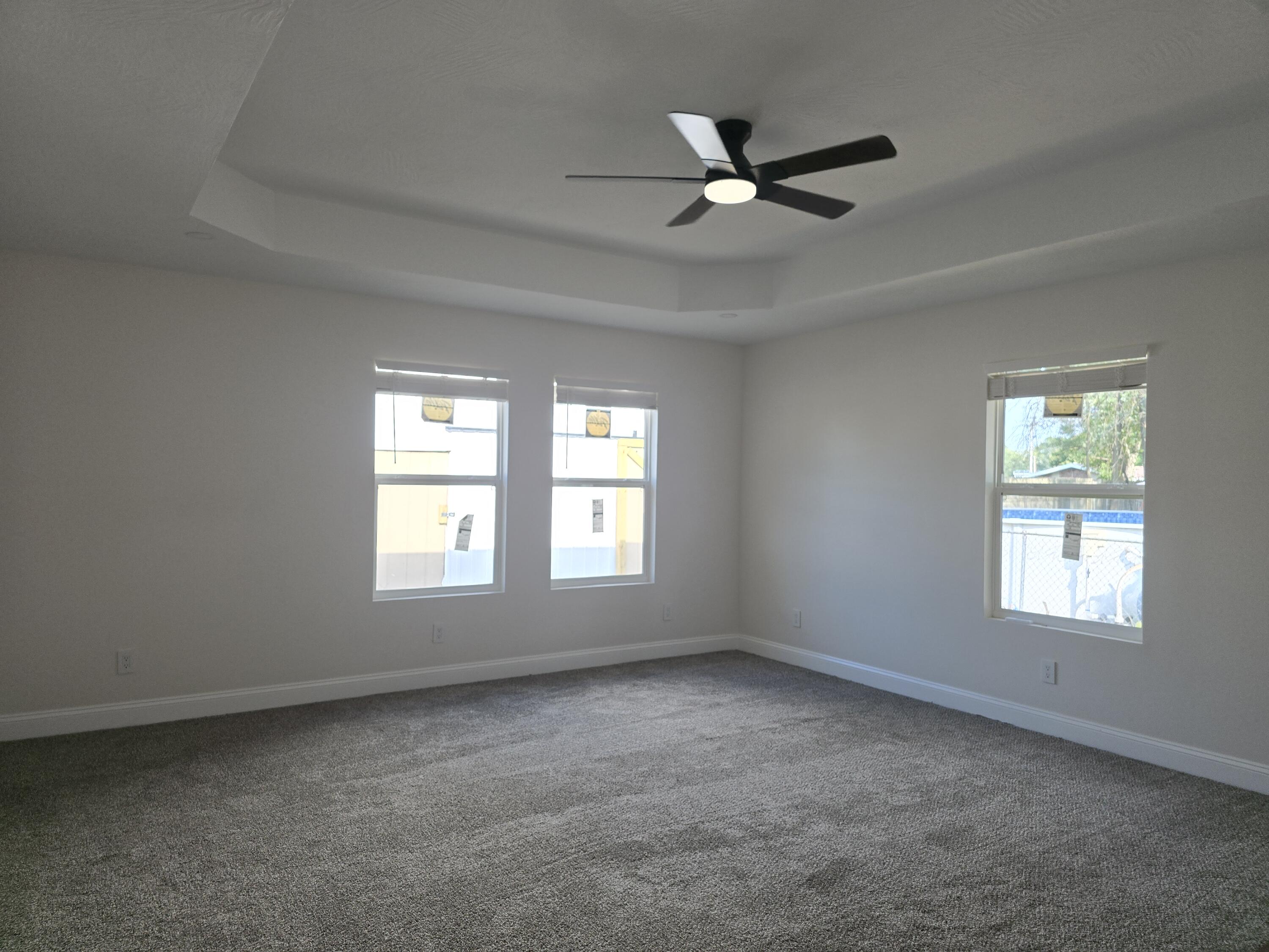 587 South Chicago Avenue Property Photo 60