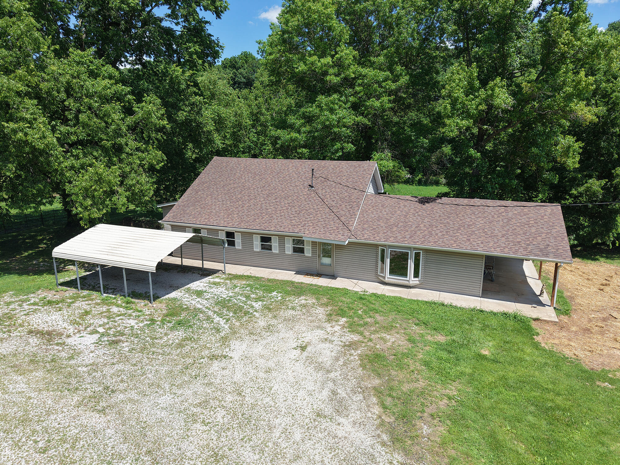 533 Ghan Road Property Photo 3