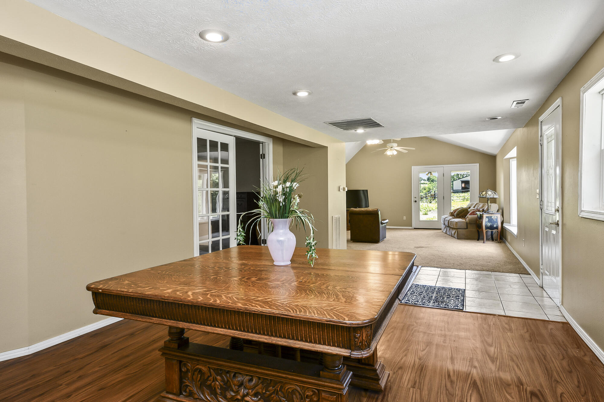 533 Ghan Road Property Photo 17
