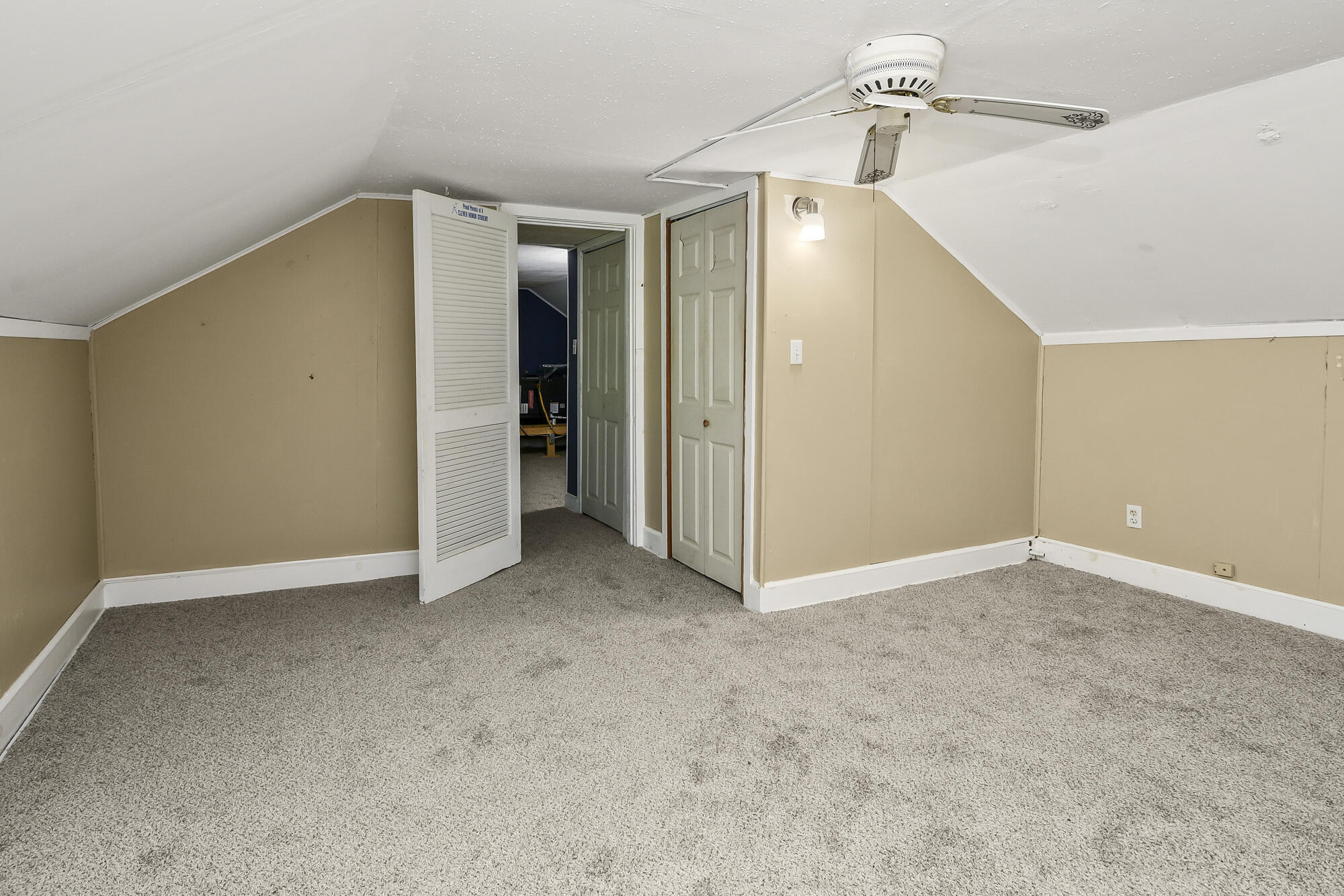 533 Ghan Road Property Photo 32