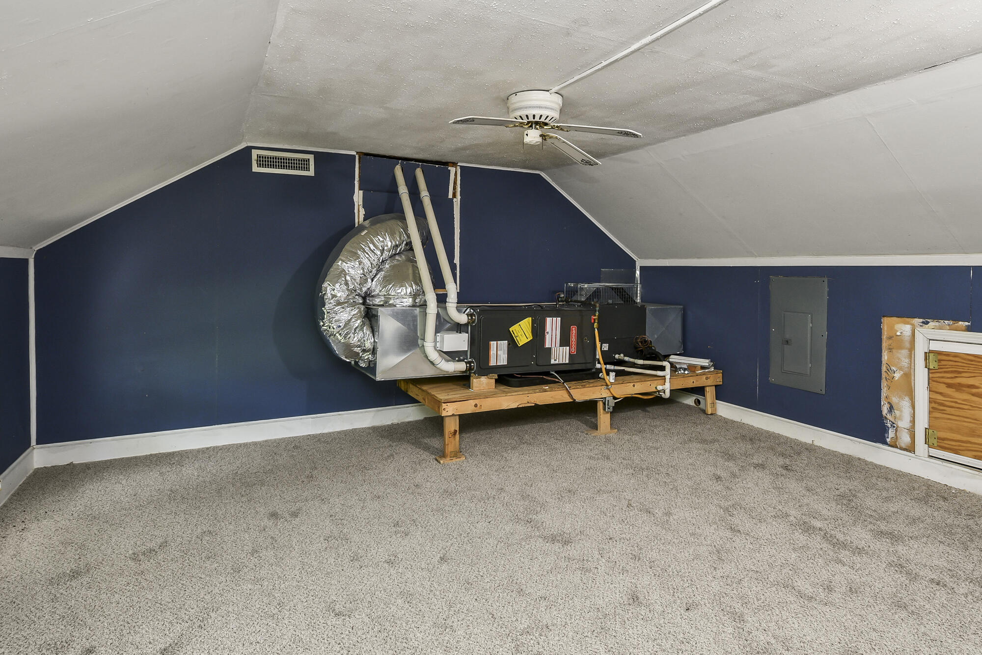 533 Ghan Road Property Photo 33