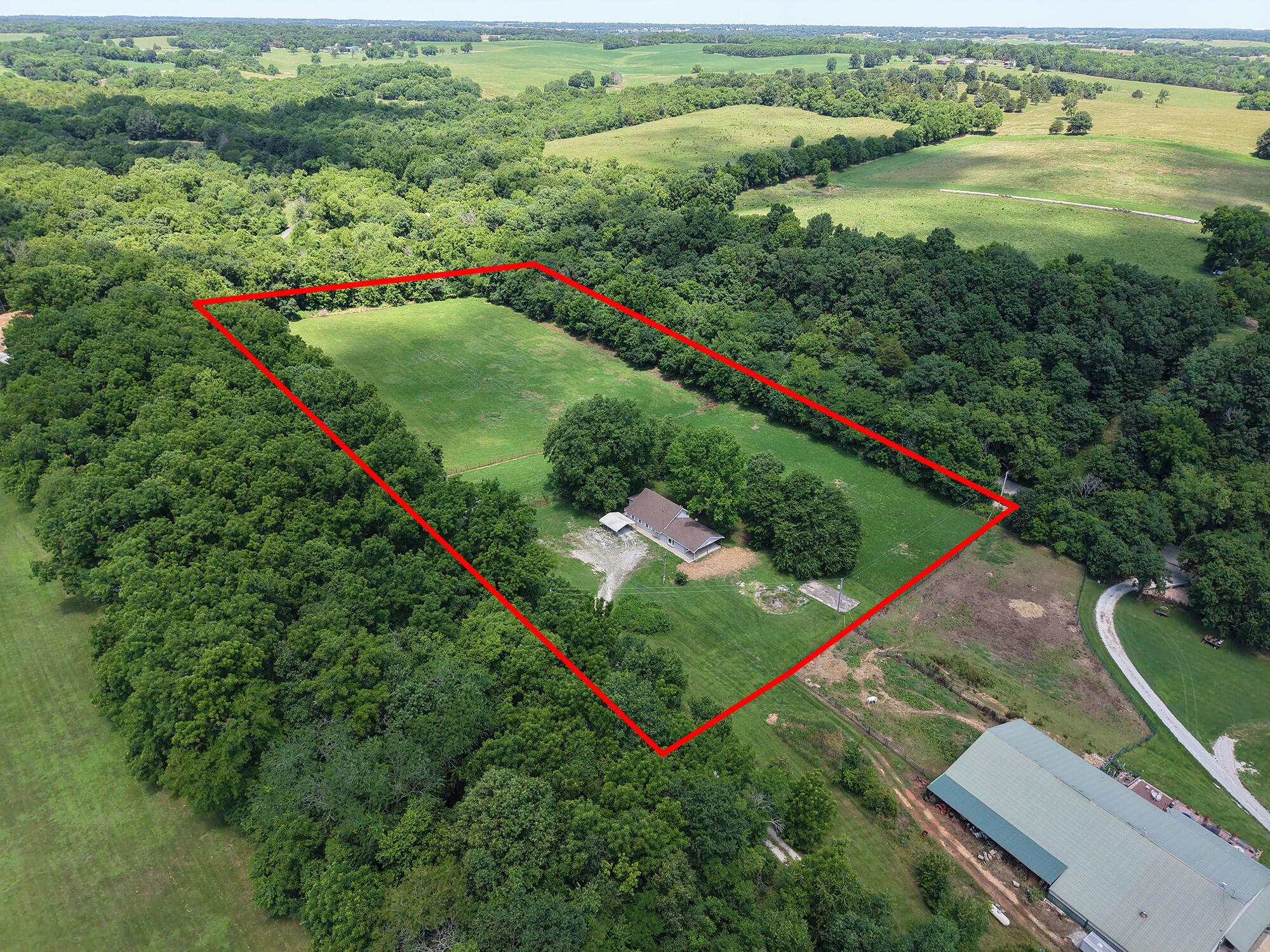 533 Ghan Road Property Photo 40
