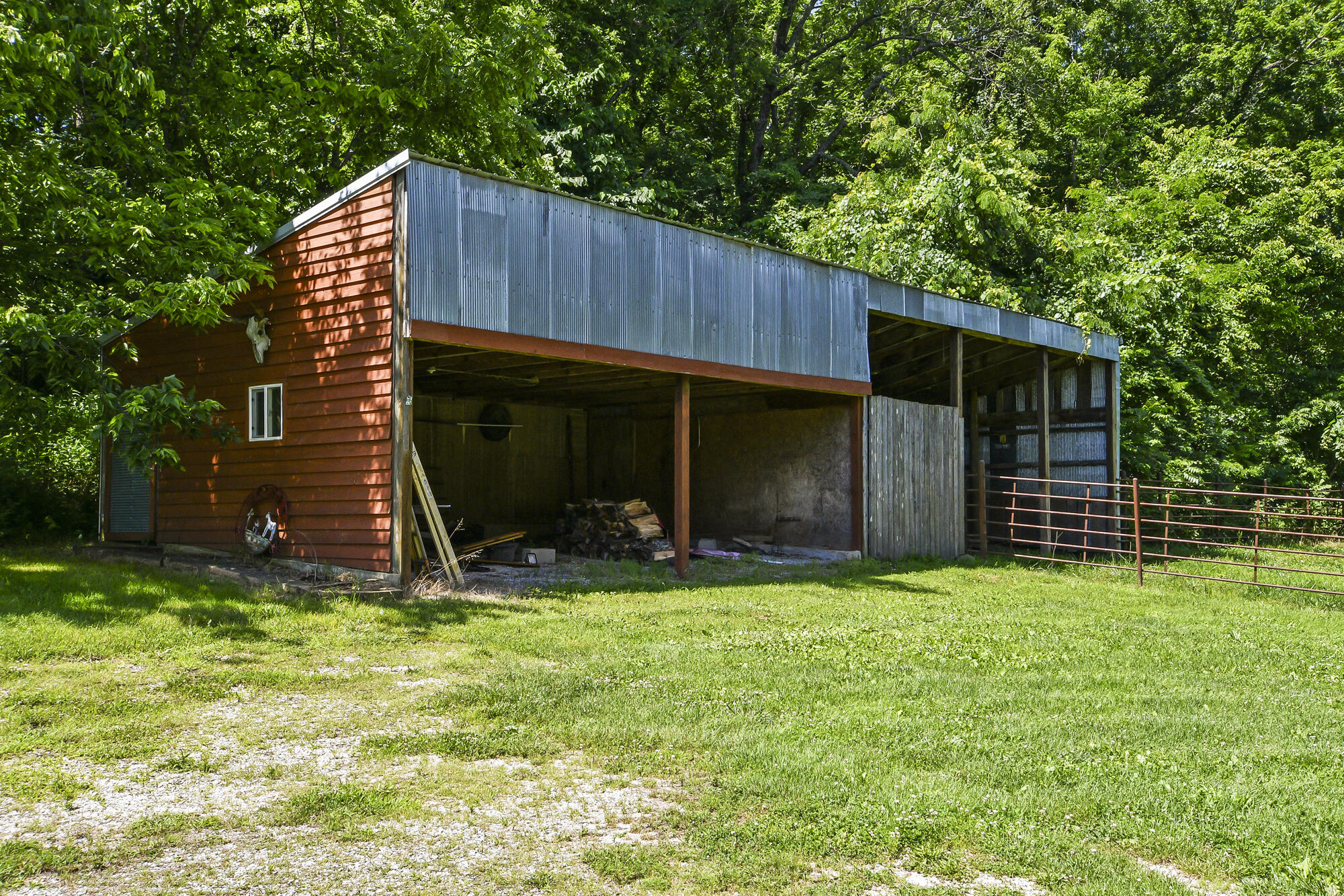 533 Ghan Road Property Photo 45