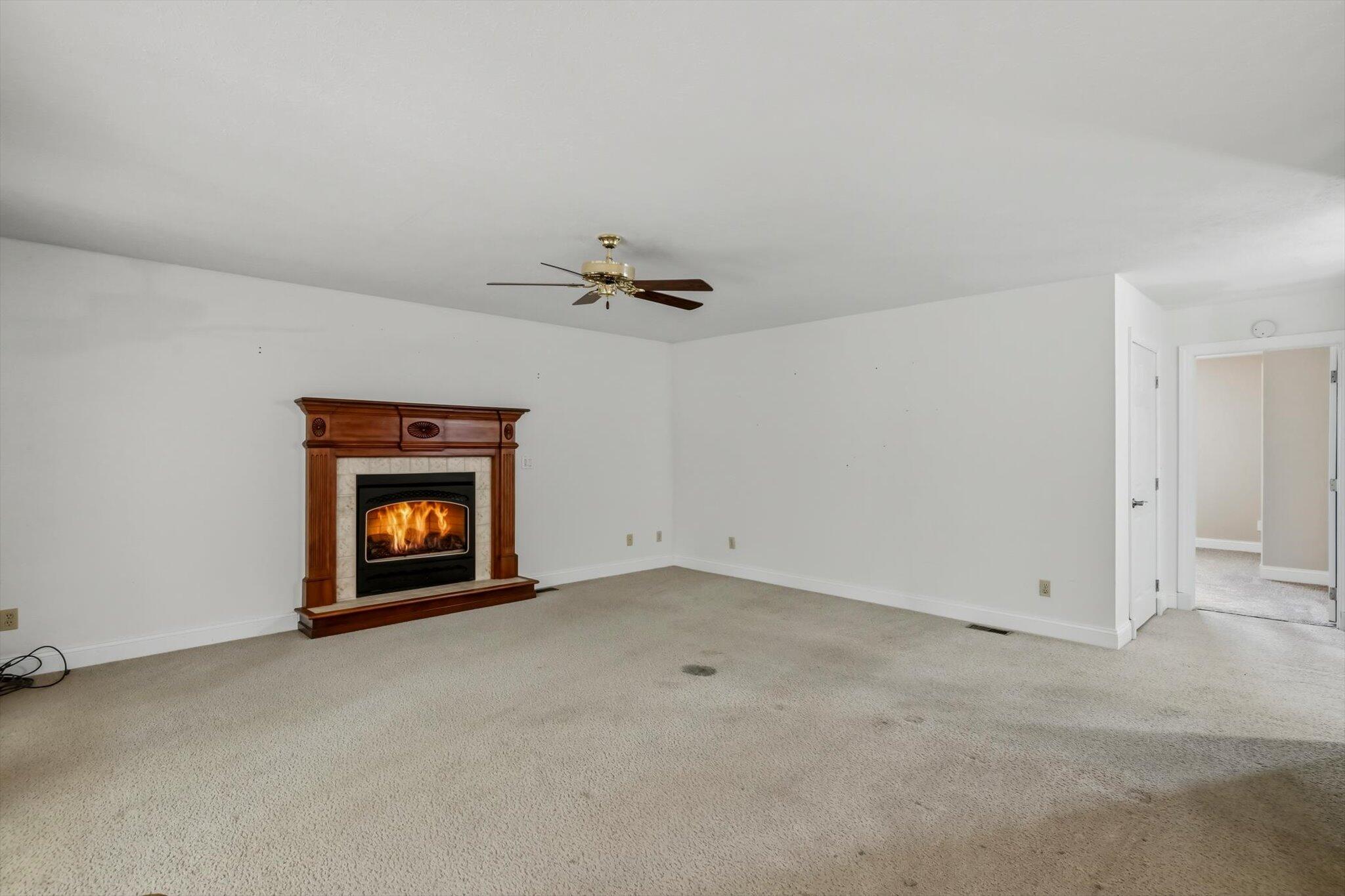 35 Nightfall Lane Property Photo 7