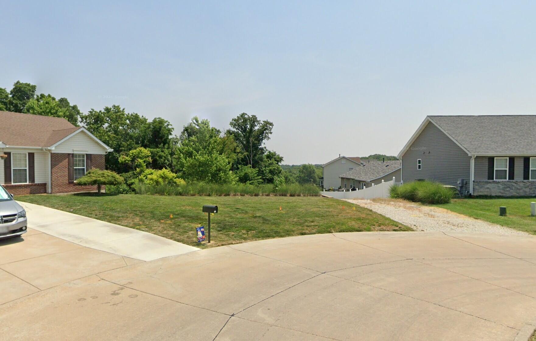 2606 Ruddy Ridge Drive Property Photo 2