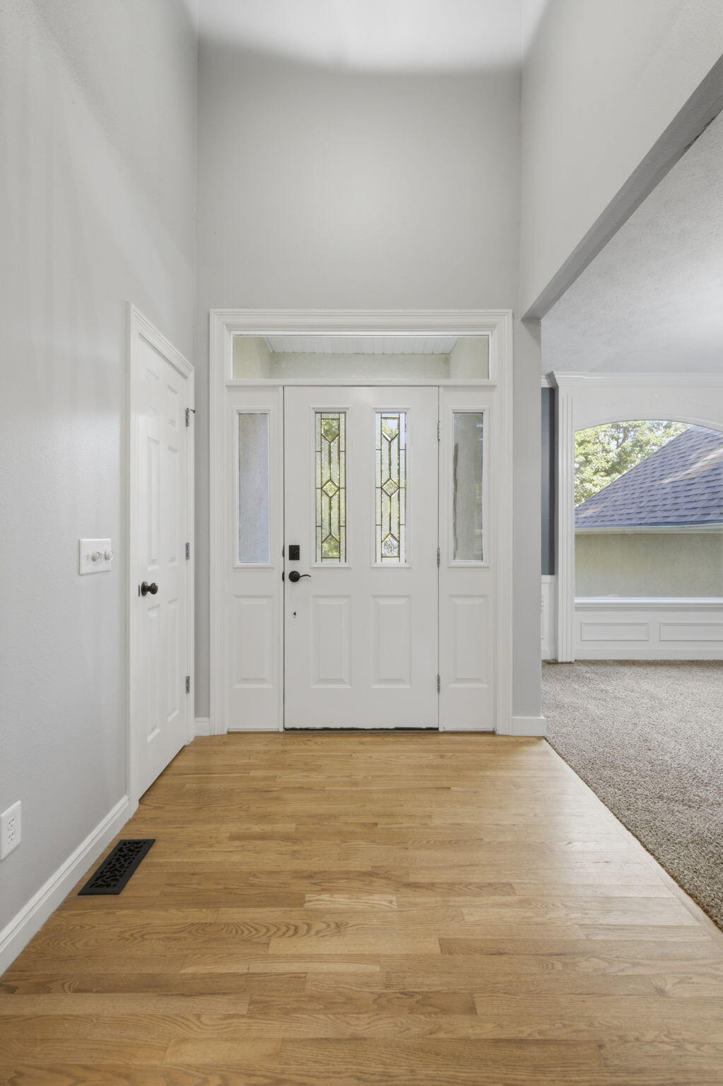 1628 South Charing Road Property Photo 4