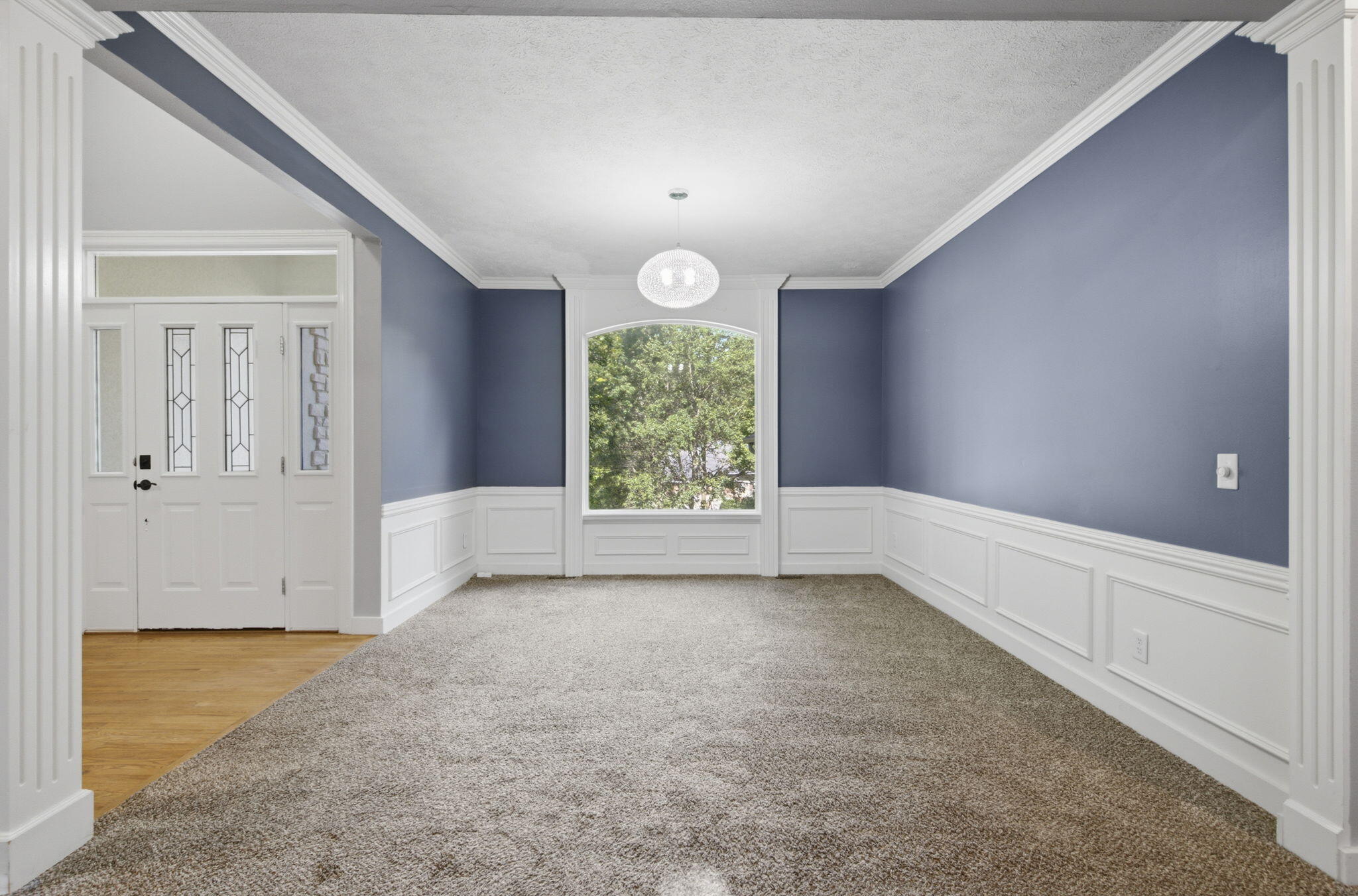 1628 South Charing Road Property Photo 6