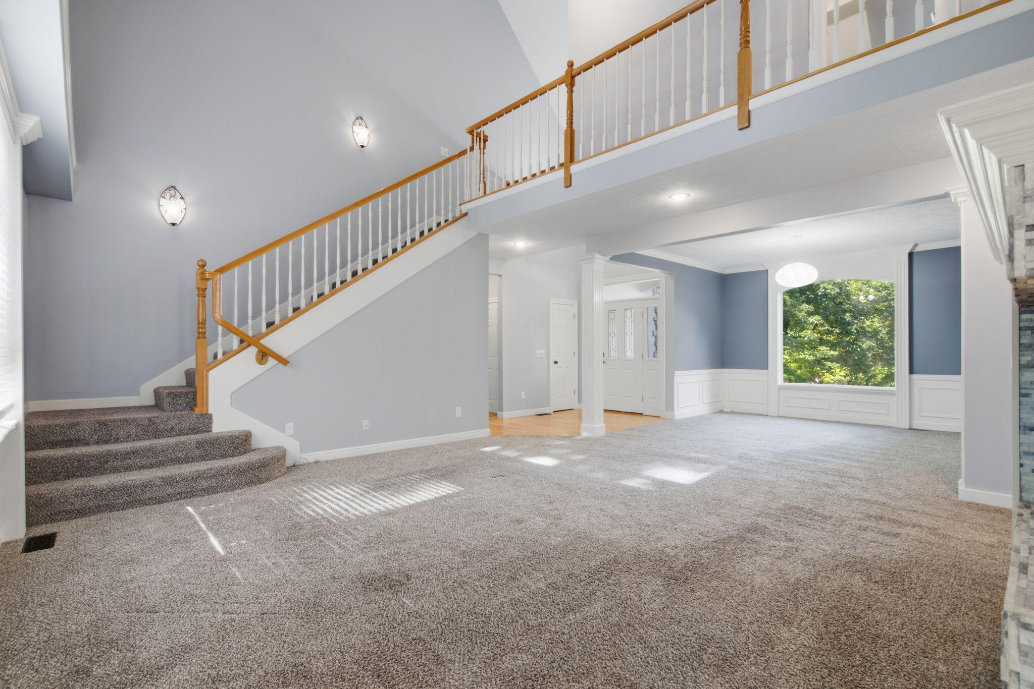 1628 South Charing Road Property Photo 9