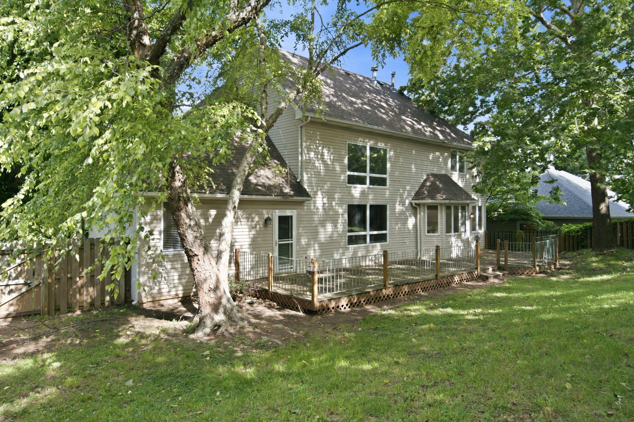 1628 South Charing Road Property Photo 37