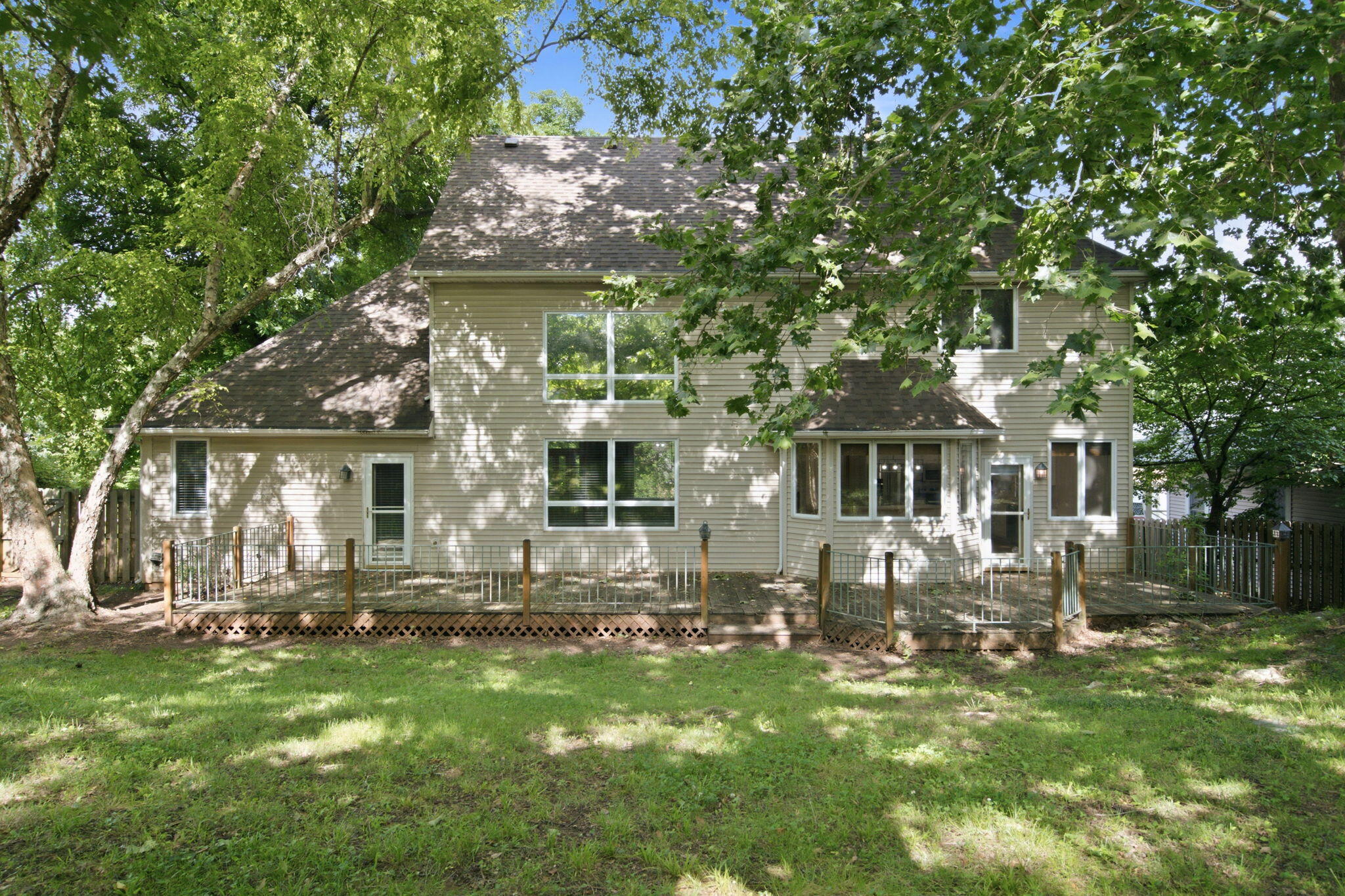 1628 South Charing Road Property Photo 38