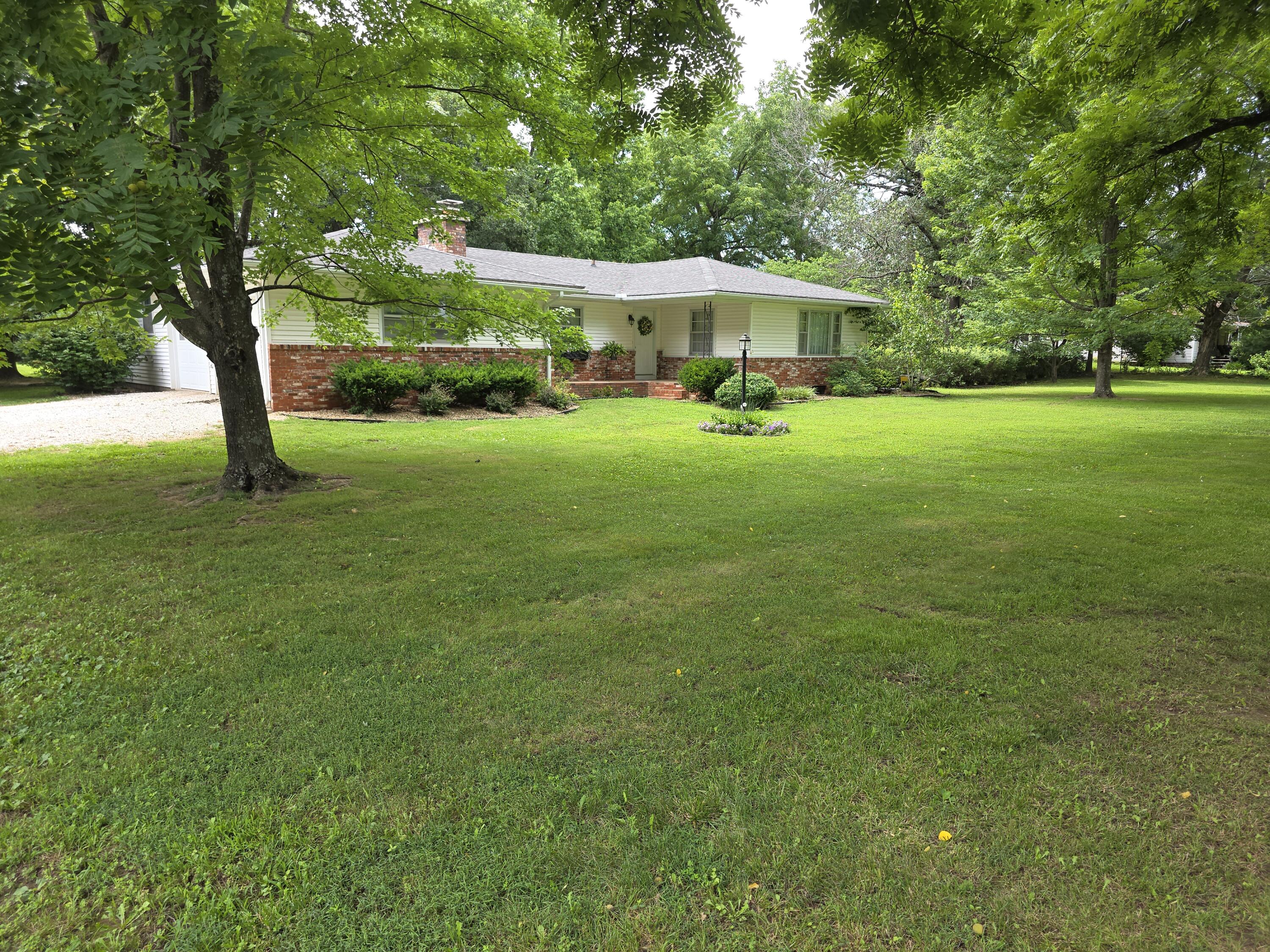 921 State Hwy 97 Property Photo 1