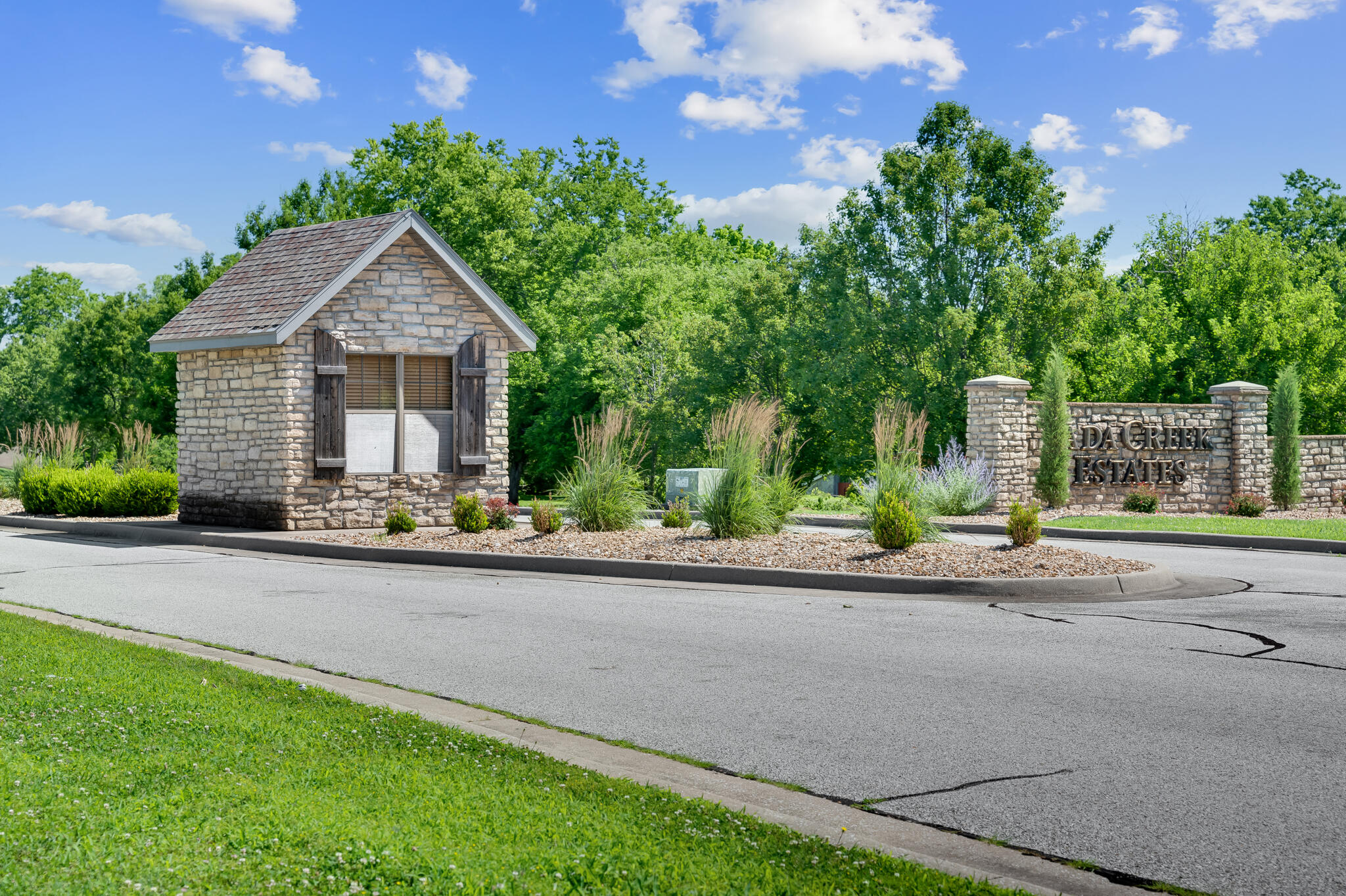 Lot 16 Gavin Jett Parkway Property Photo 9