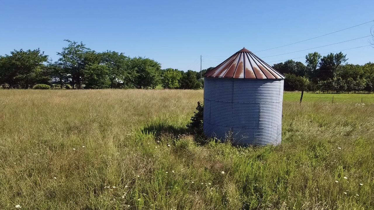 1130 Southeast 480p Road Property Photo 15