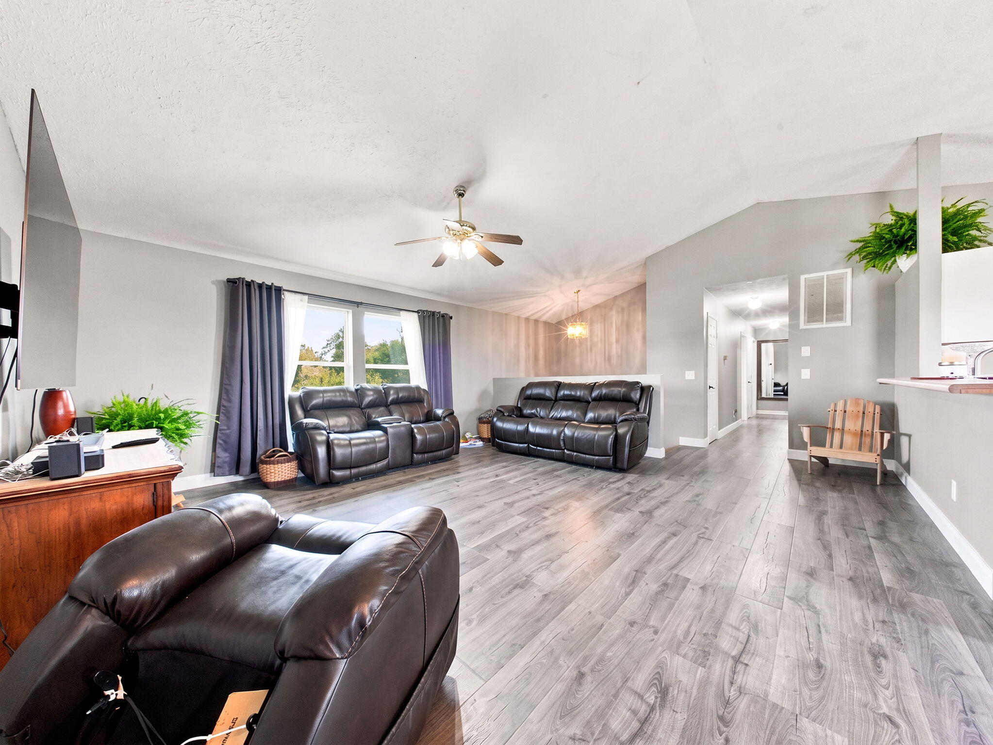 67 Broadview Drive Property Photo 8