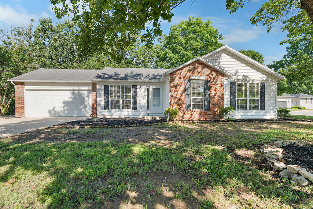 230 Meadow Ridge North Property Photo 1