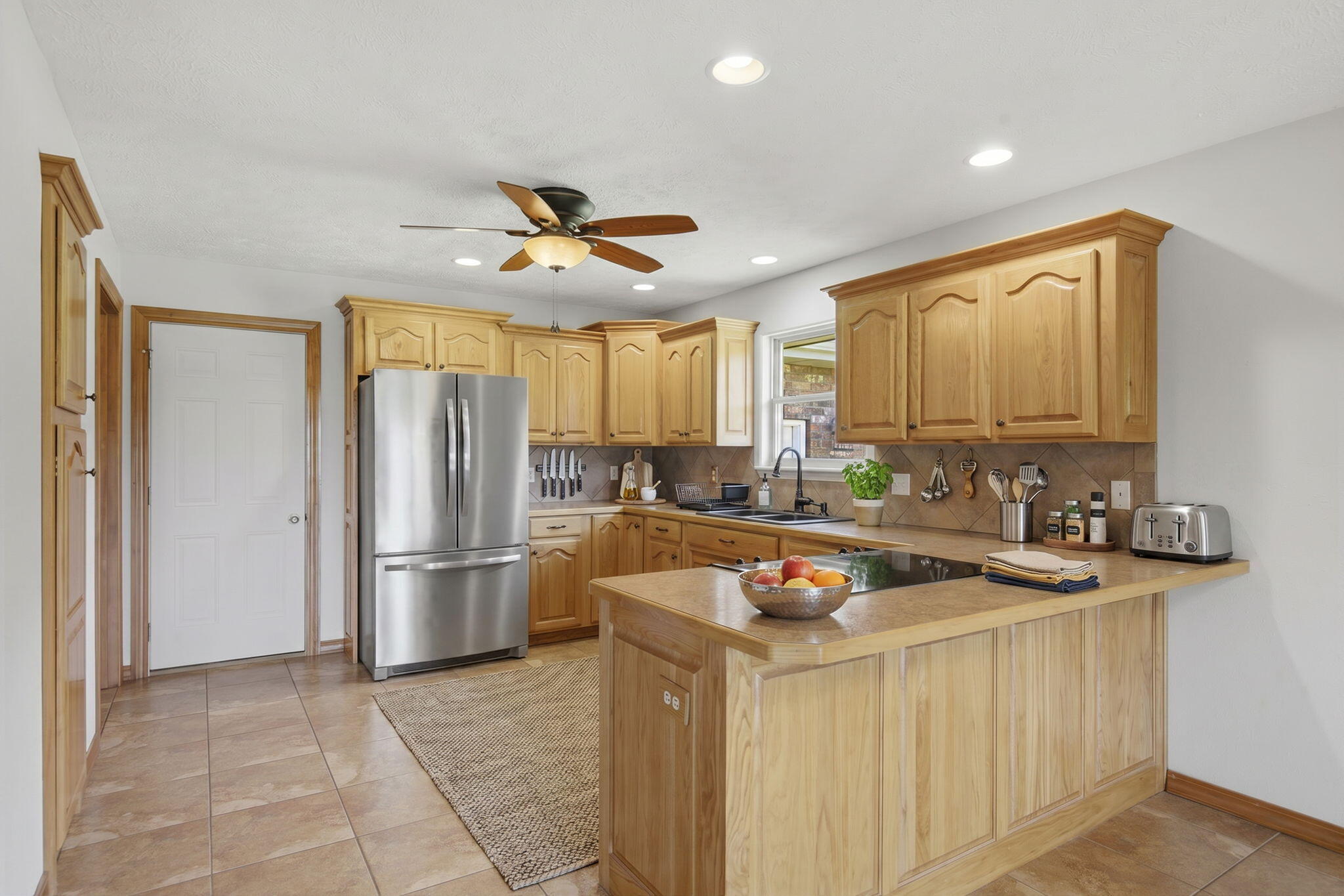 963 Walnut Shade Road Property Photo 10