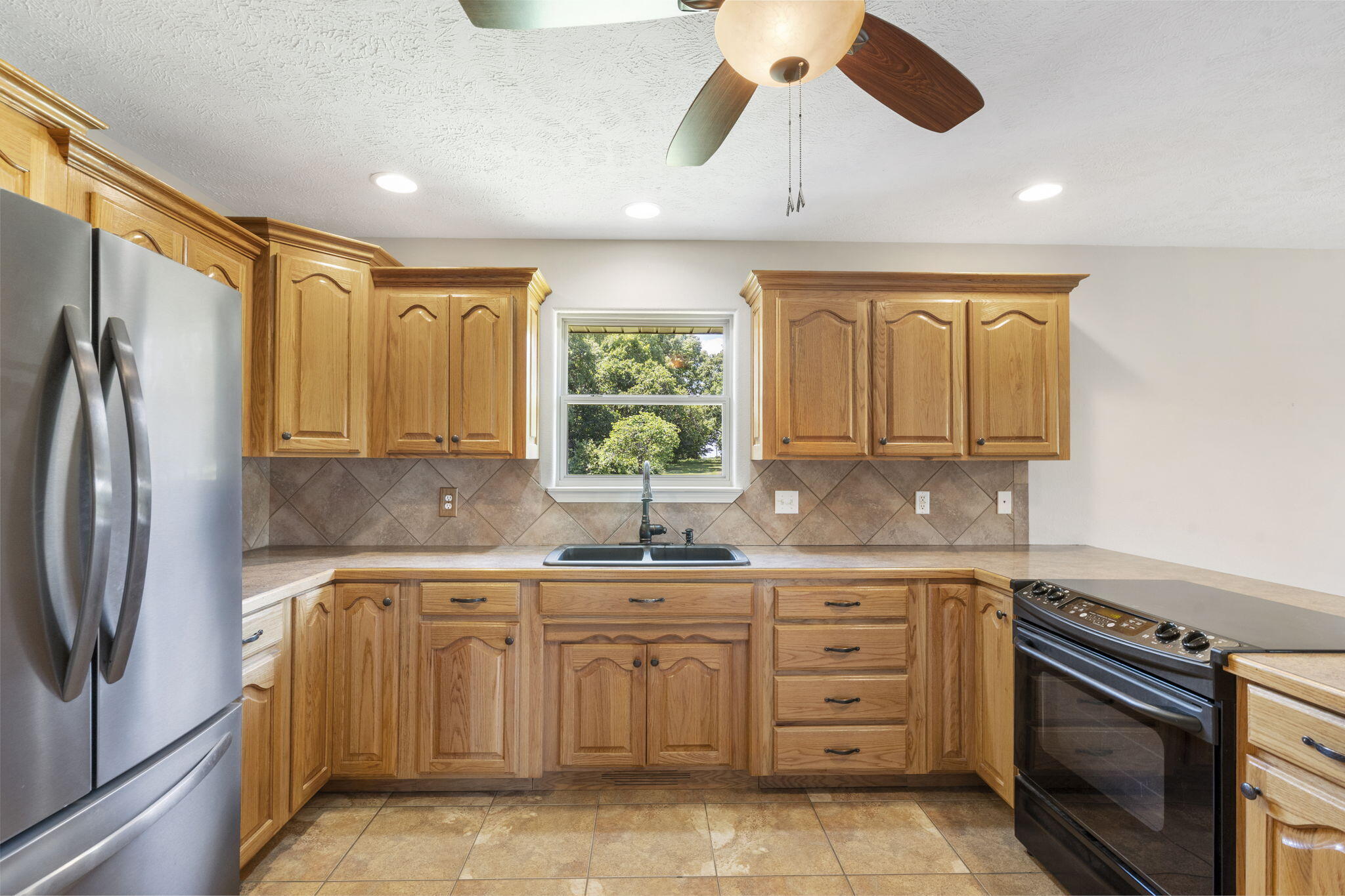 963 Walnut Shade Road Property Photo 21