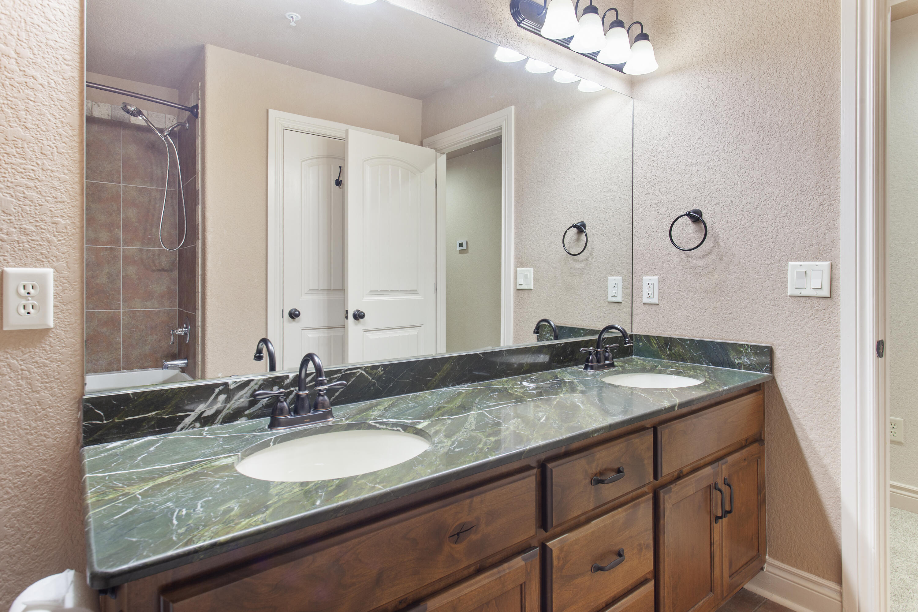 138 Stoney Pointe Drive Property Photo 52