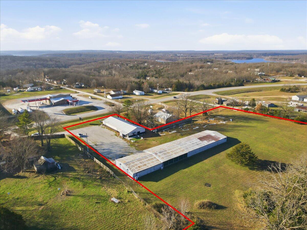 22889 Mo-64 Property Photo 3