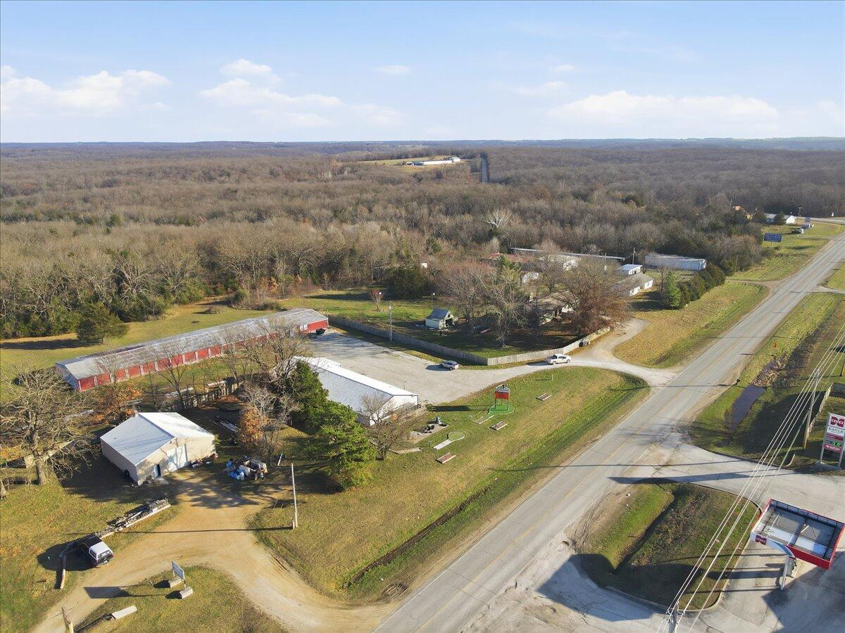 22889 Mo-64 Property Photo 6