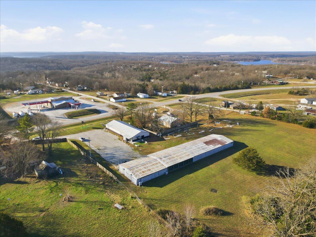 22889 Mo-64 Property Photo 10